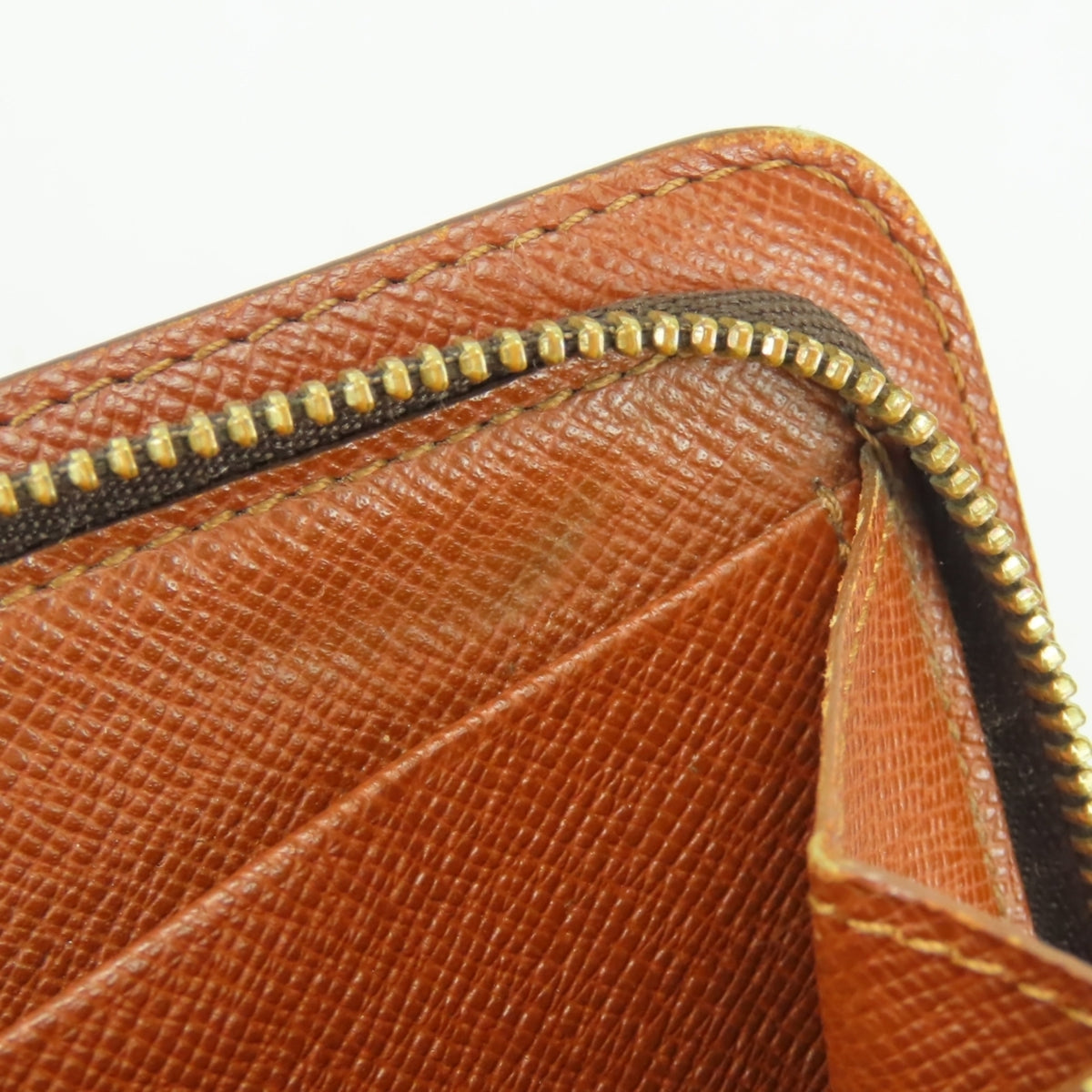Louis Vuitton Brown Monogram Monogram Long Wallet (Bi-Fold) (Pre-Owned)