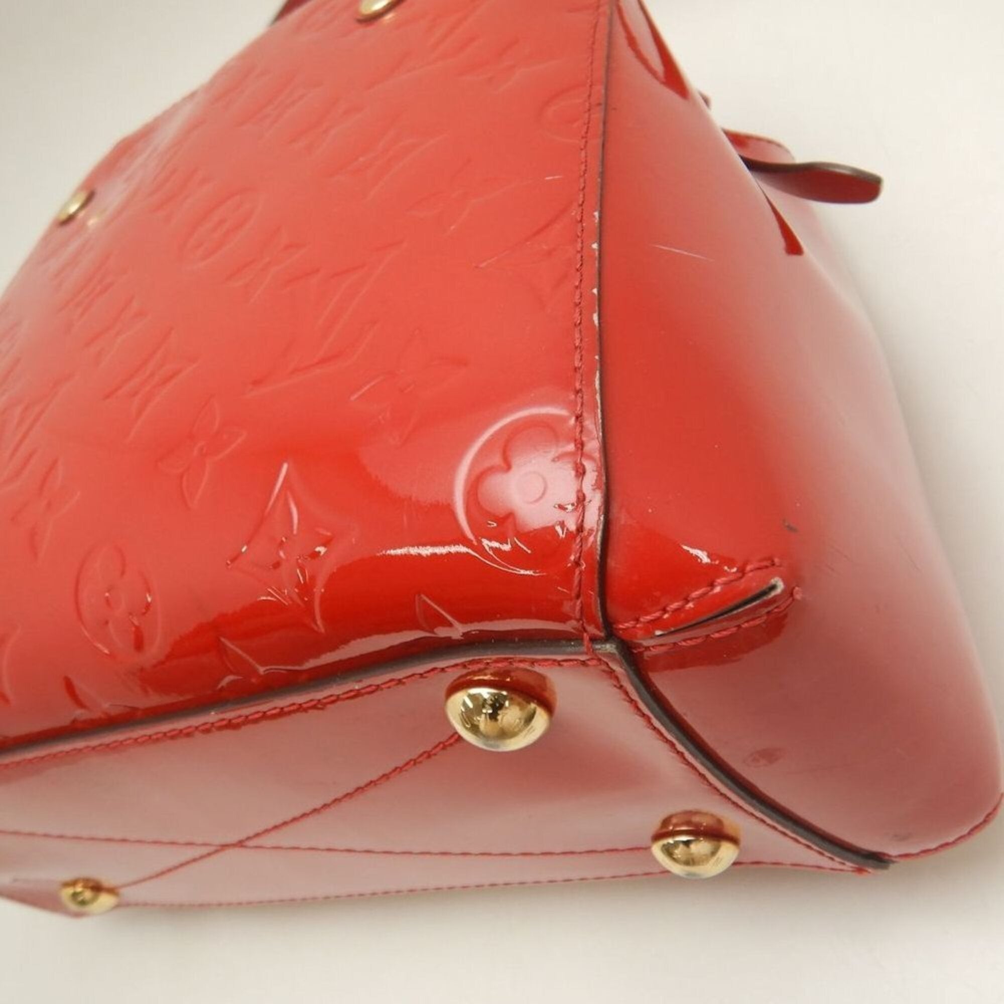 Louis Vuitton Cerise Patent Leather Handbag (Pre-Owned)