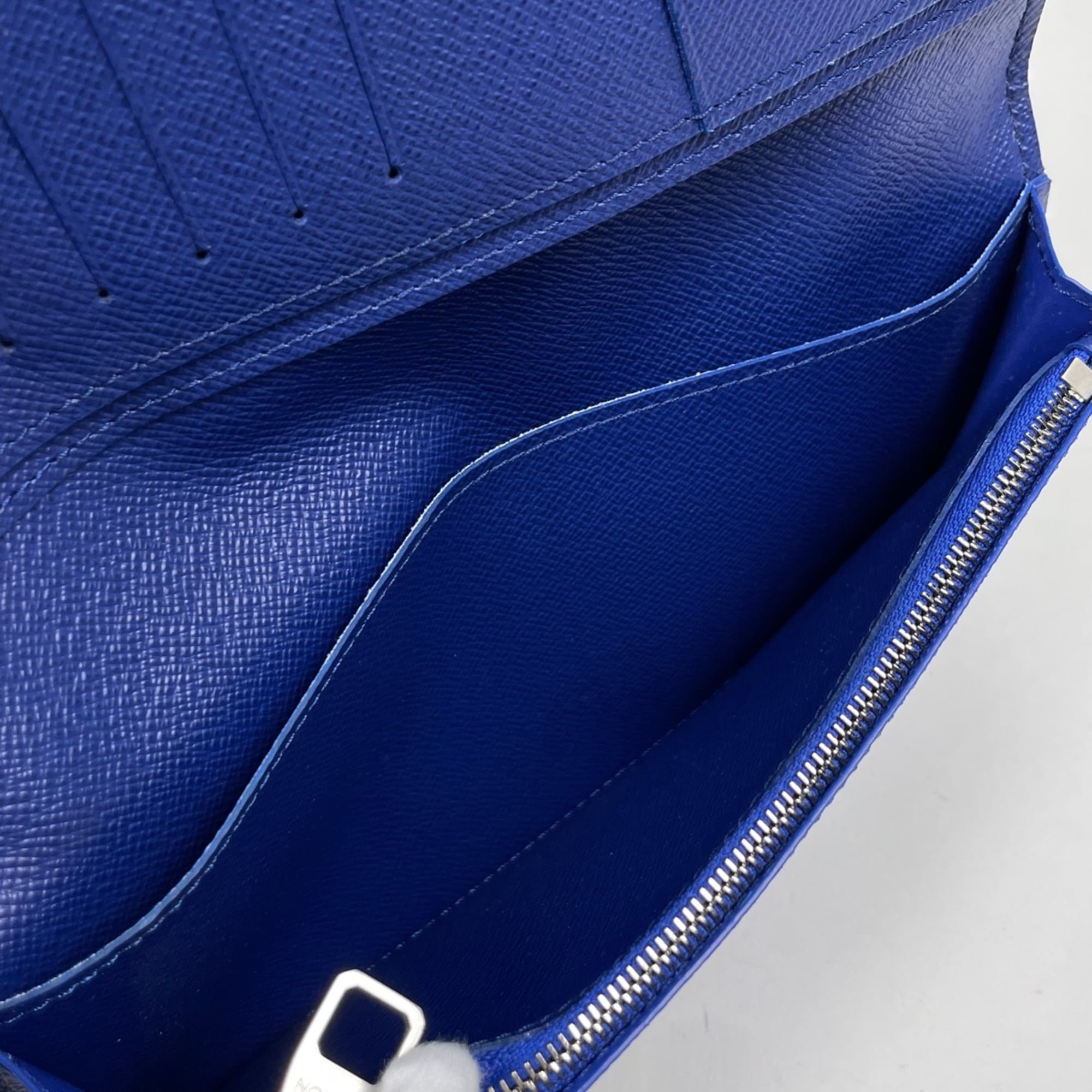 Louis Vuitton Blue Monogram Monogram Wallet (Bi-Fold) (Pre-Owned)