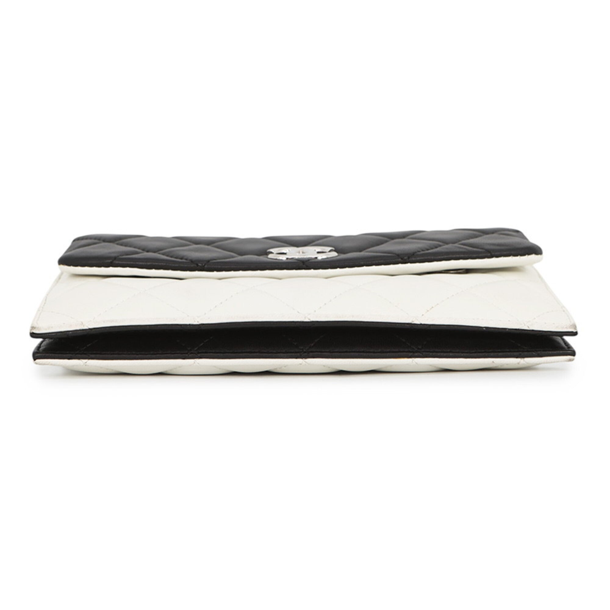 Chanel Black White Chain/Shoulder Wallet (Pre-Owned)