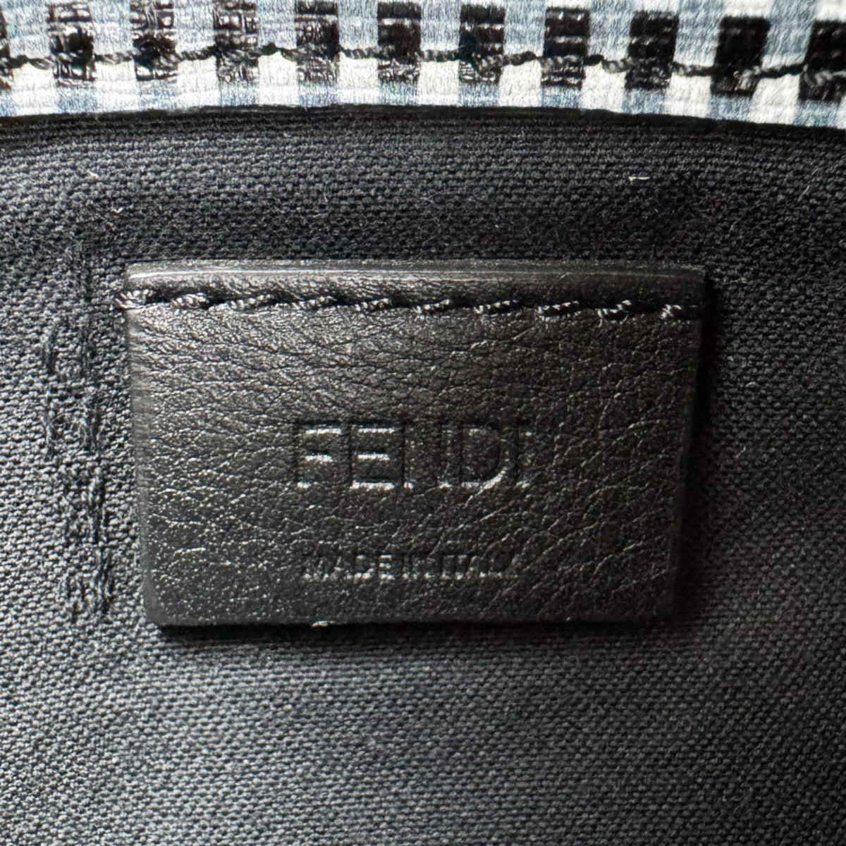 Fendi Black Blue Gray White Leather Shoulder Bag (Pre-Owned)