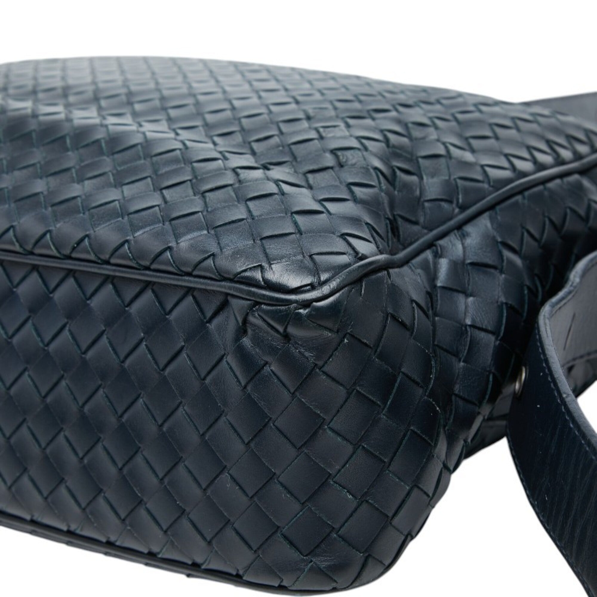 Bottega Veneta Navy Leather Shoulder Bag (Pre-Owned)