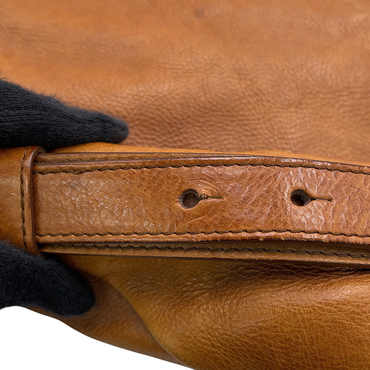 Yves Saint Laurent Brown Leather Shoulder Bag (Pre-Owned)