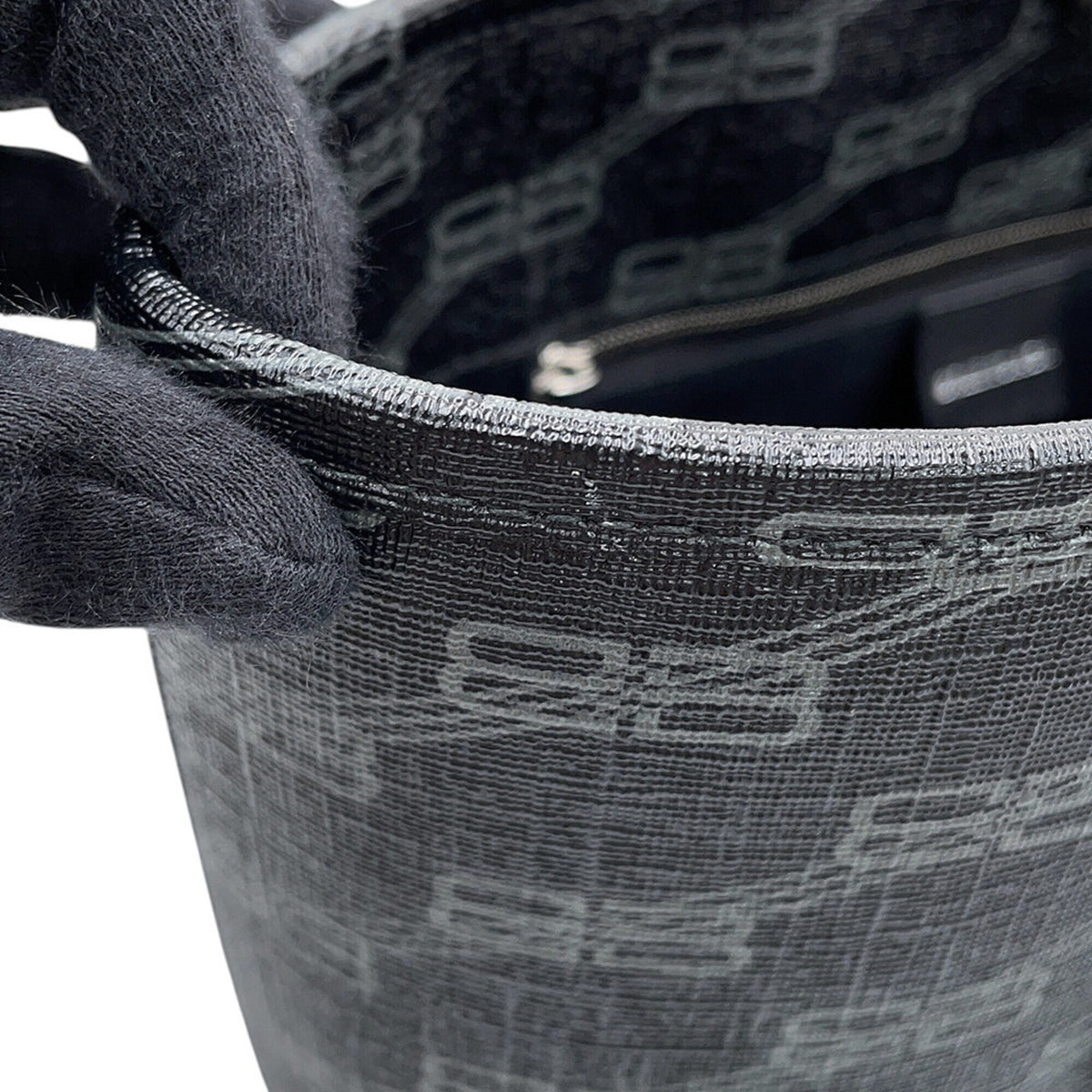Balenciaga Black Handbag (Pre-Owned)