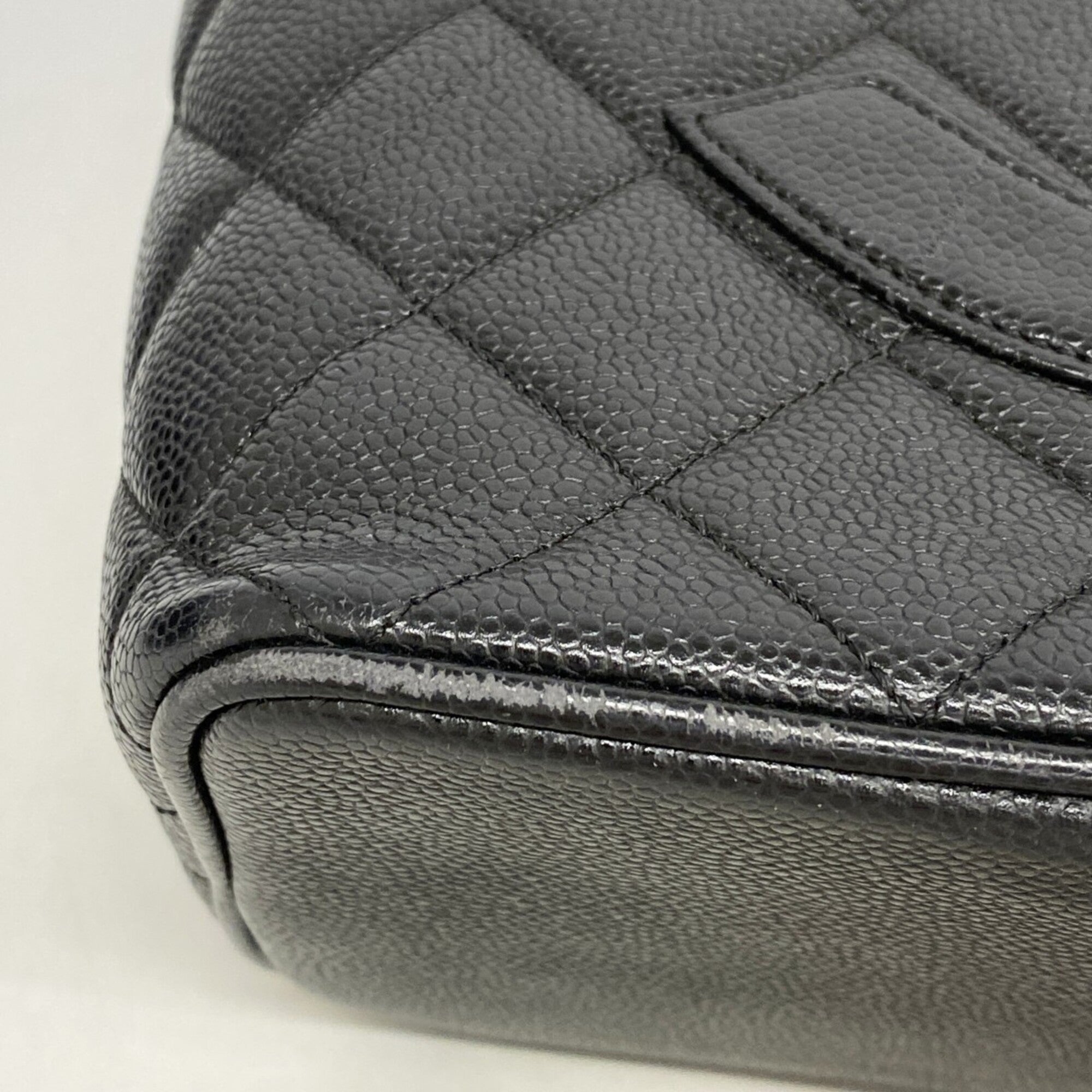 Chanel Black Grained Calfskin Tote Bag (Pre-Owned)