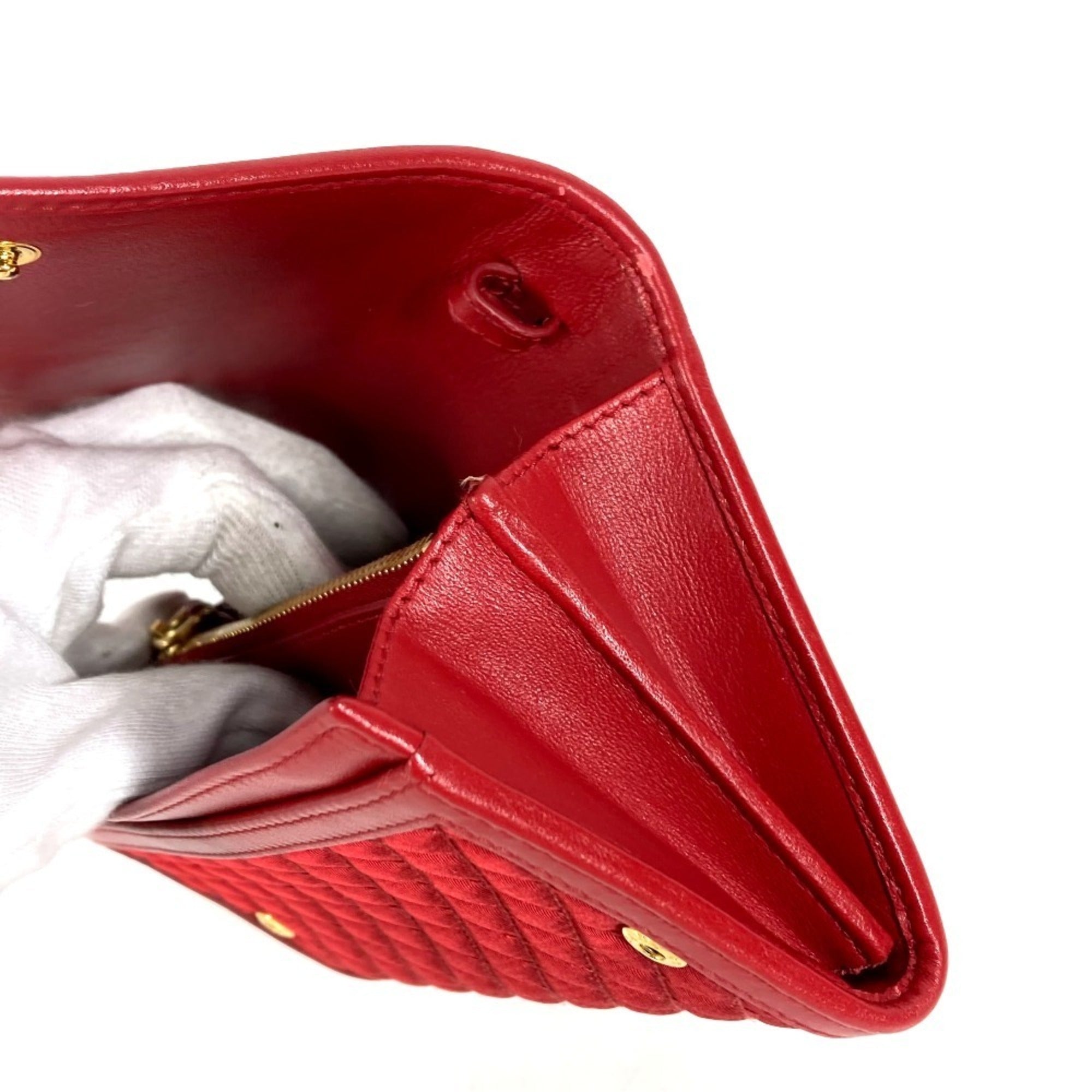Prada Red Color Quilting Chain/Shoulder Wallet (Pre-Owned)