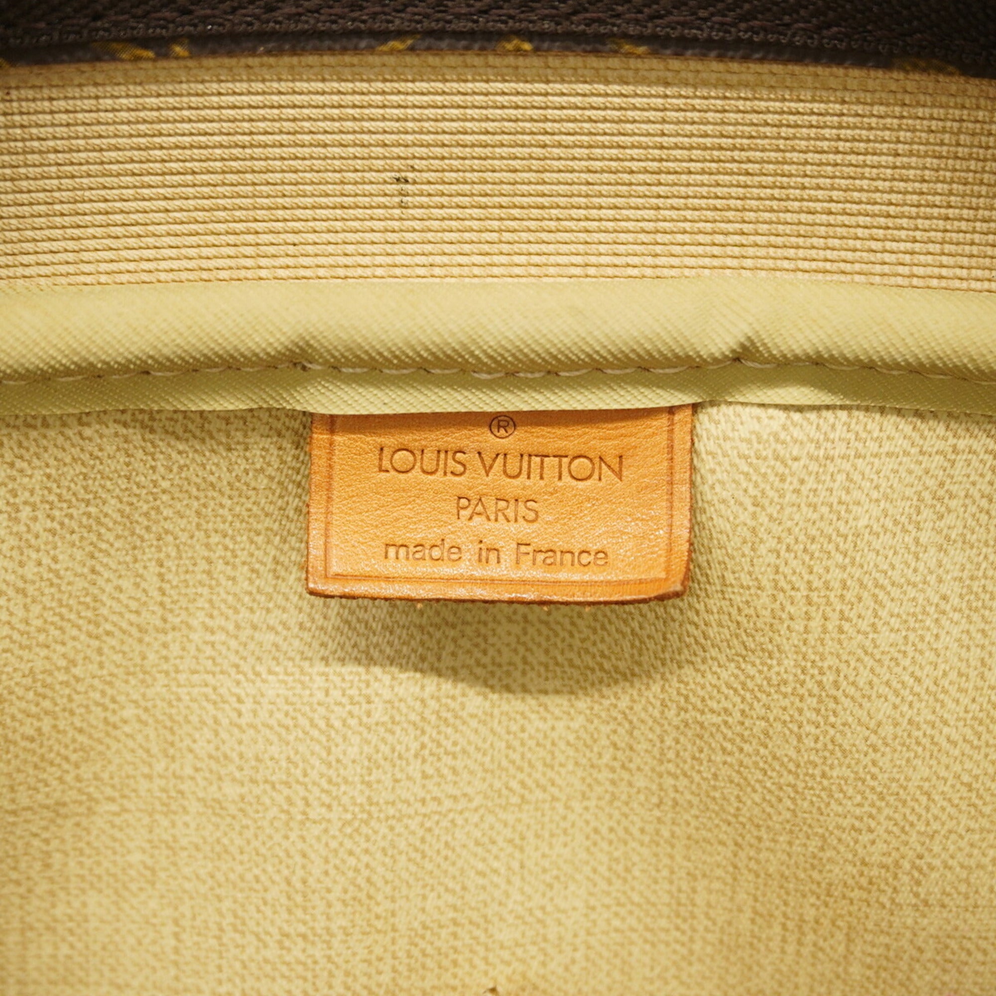 Louis Vuitton Brown Handbag (Pre-Owned)