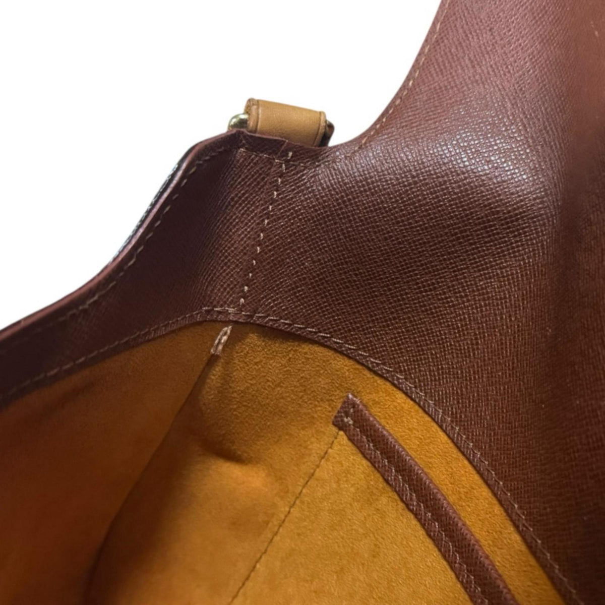 Louis Vuitton Monogram Brown Monogram Shoulder Bag (Pre-Owned)