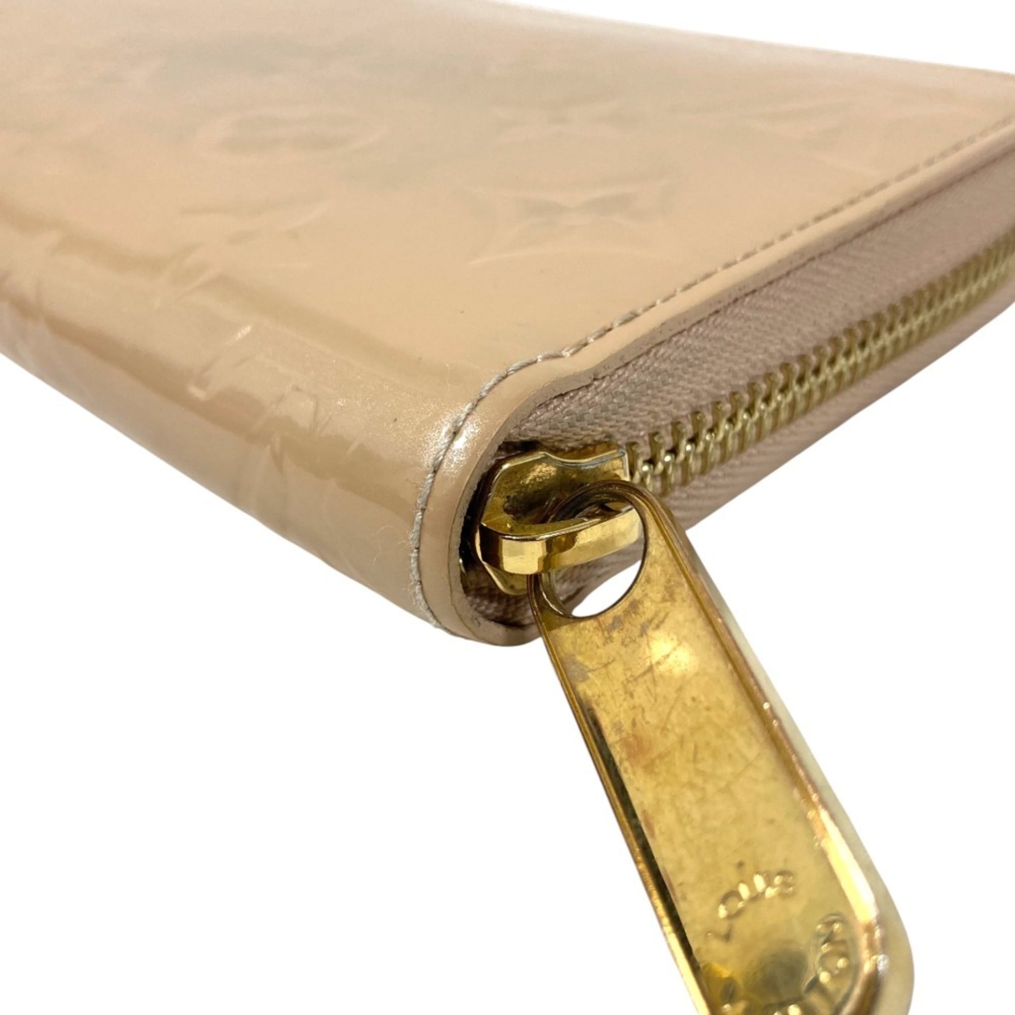 Louis Vuitton Beige Monogram Vernis Wallet (Bi-Fold) (Pre-Owned)