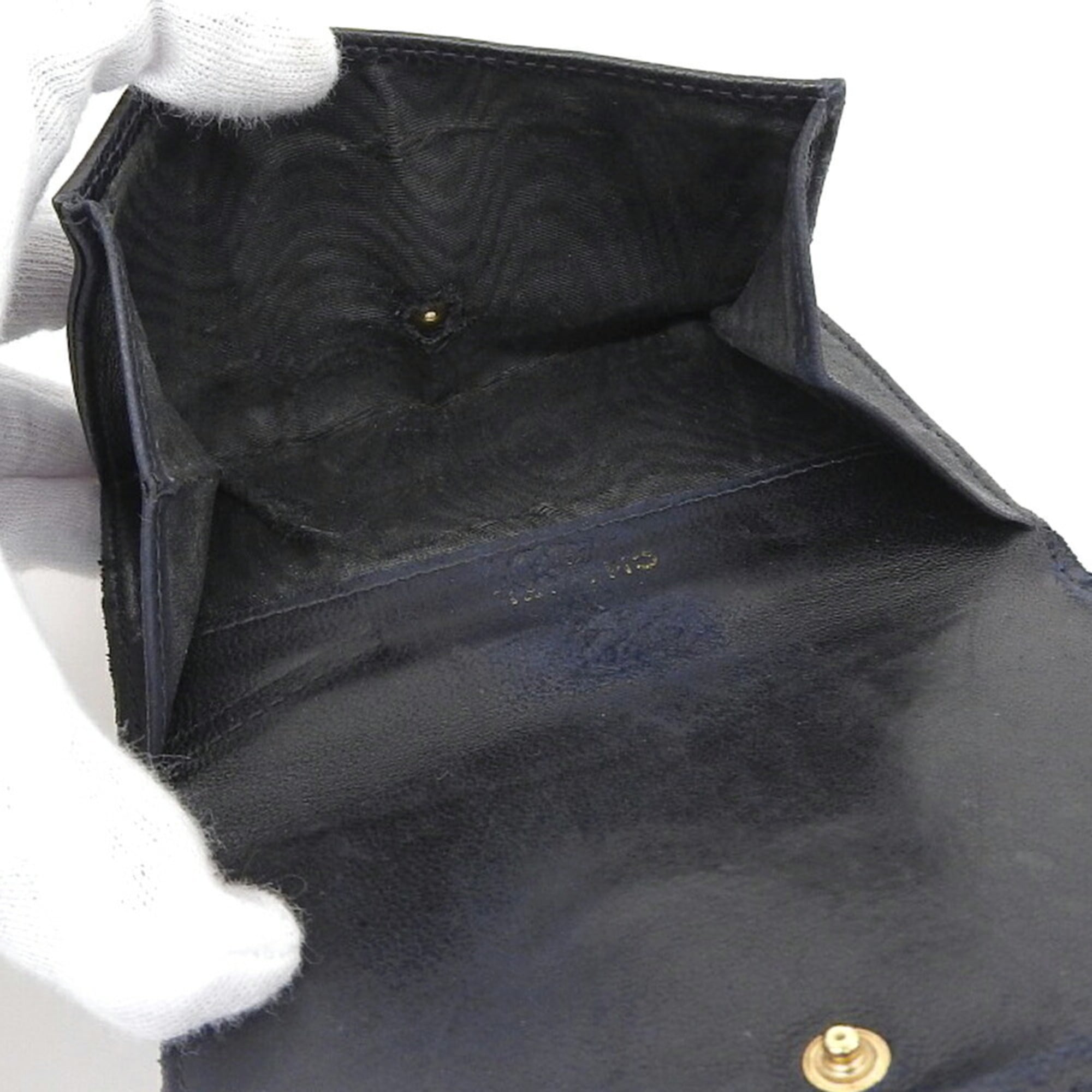 Chanel Black Grained Calfskin Wallet (Bi-Fold) (Pre-Owned)