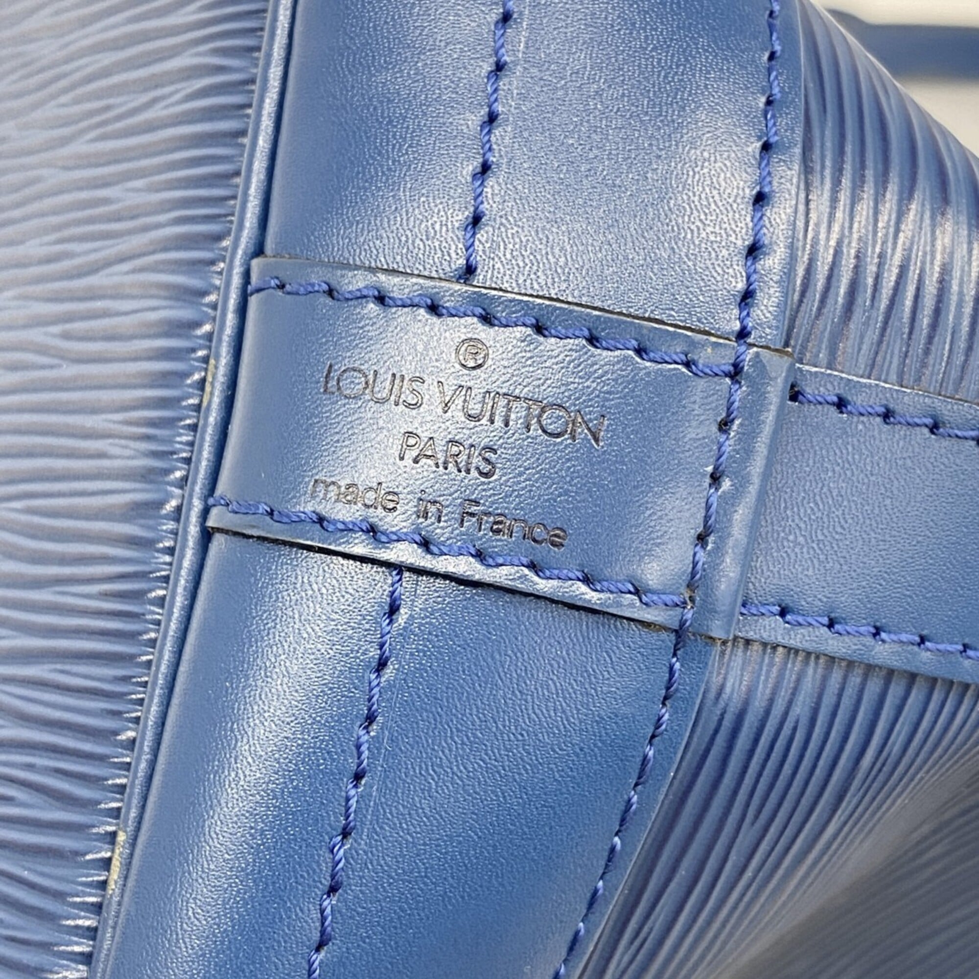 Louis Vuitton Toledo Blue Shoulder Bag (Pre-Owned)