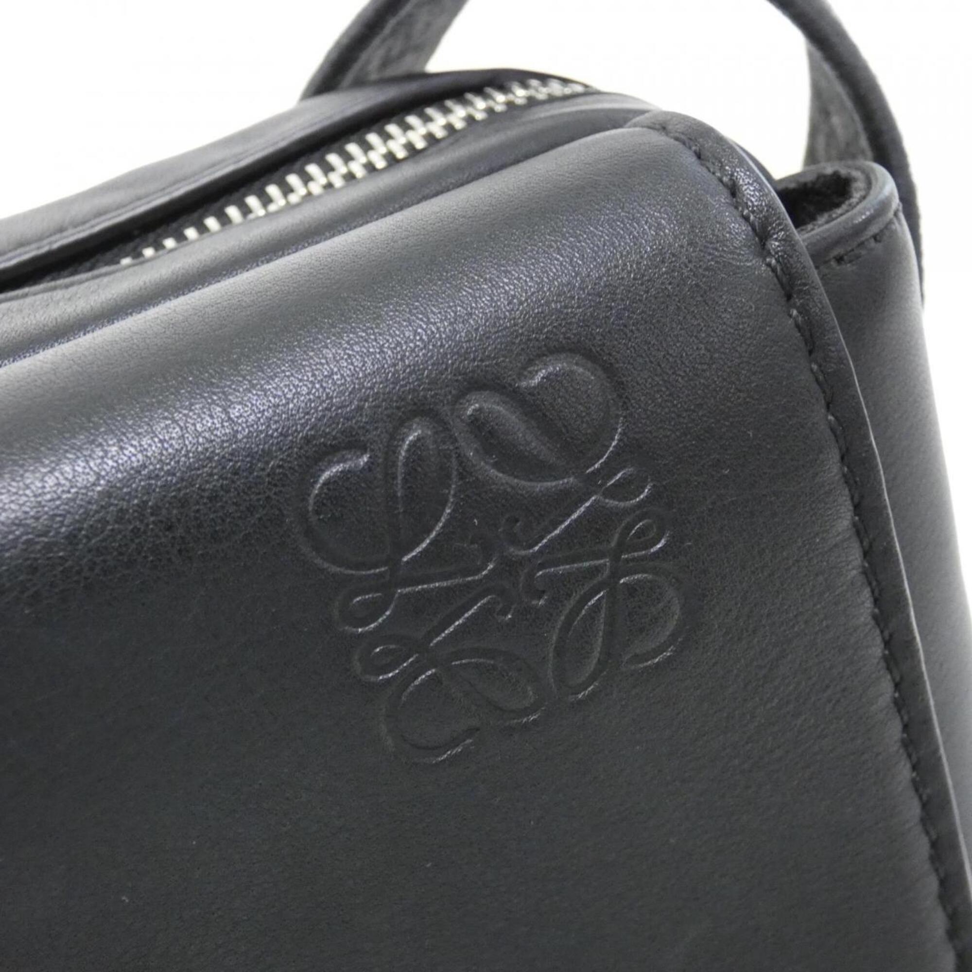 Loewe Black Leather Messenger Bag Shoulder Bag (Pre-Owned)