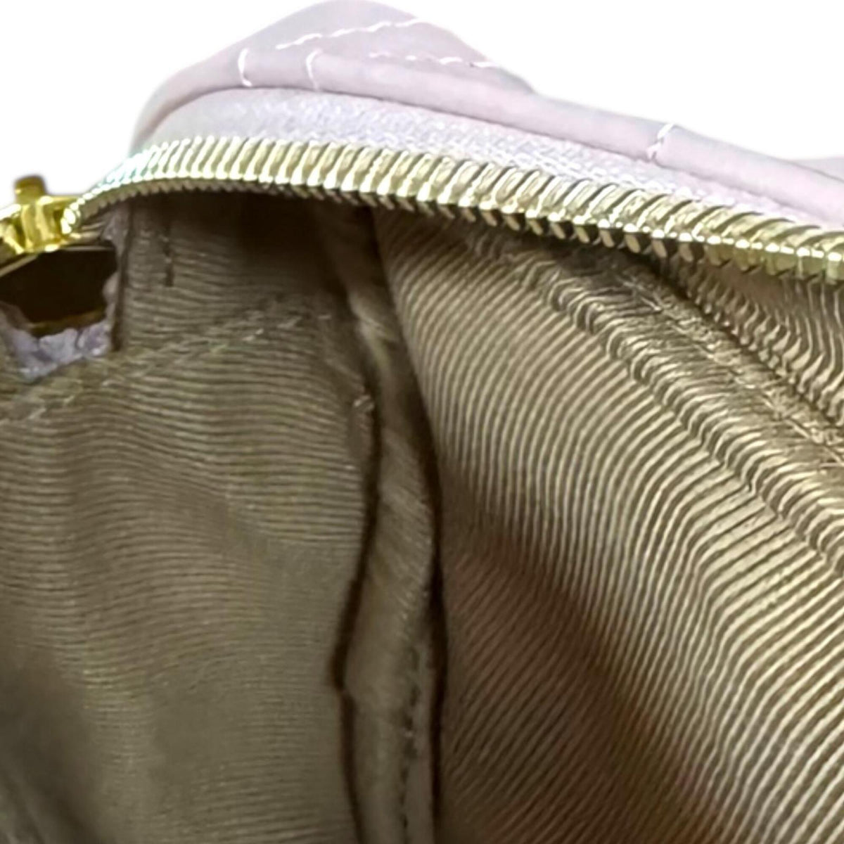 Burberry Pink Leather Shoulder Bag (Pre-Owned)