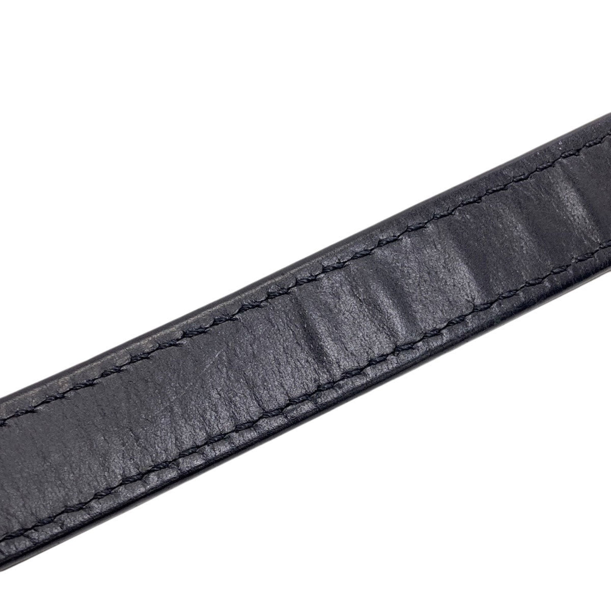 Chanel Black Leather Shoulder Bag (Pre-Owned)
