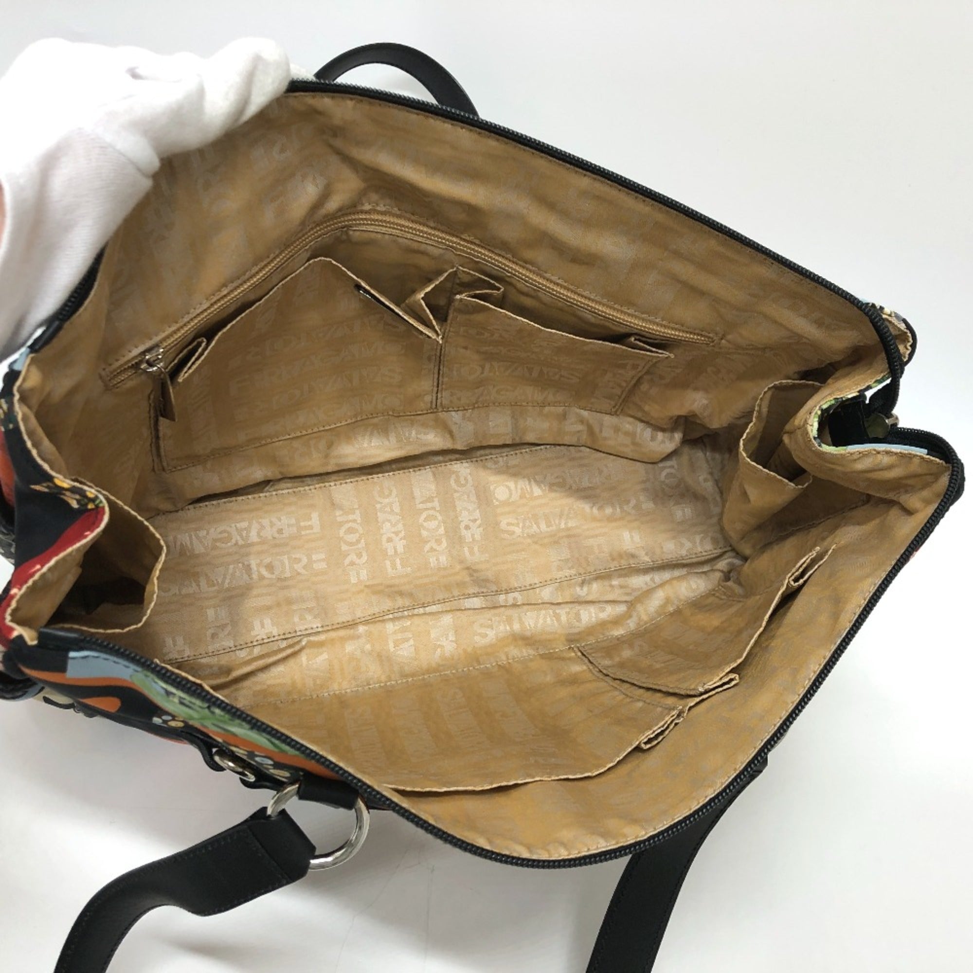 Salvatore Ferragamo Other Leather Tote Bag (Pre-Owned)