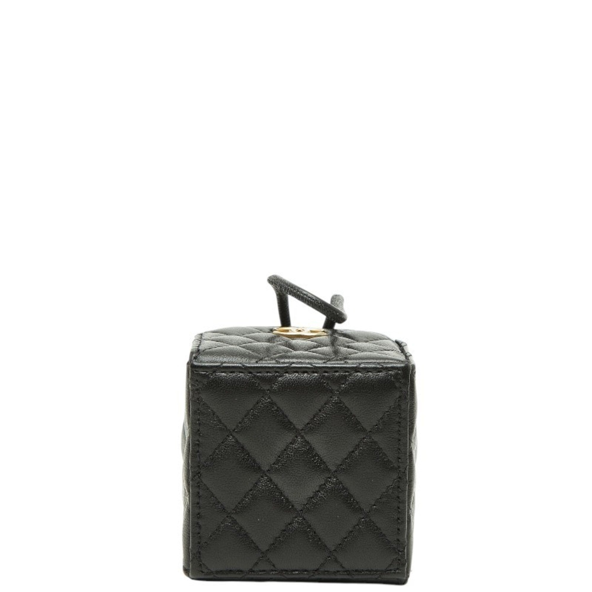 Chanel Black Leather Shoulder Bag (Pre-Owned)