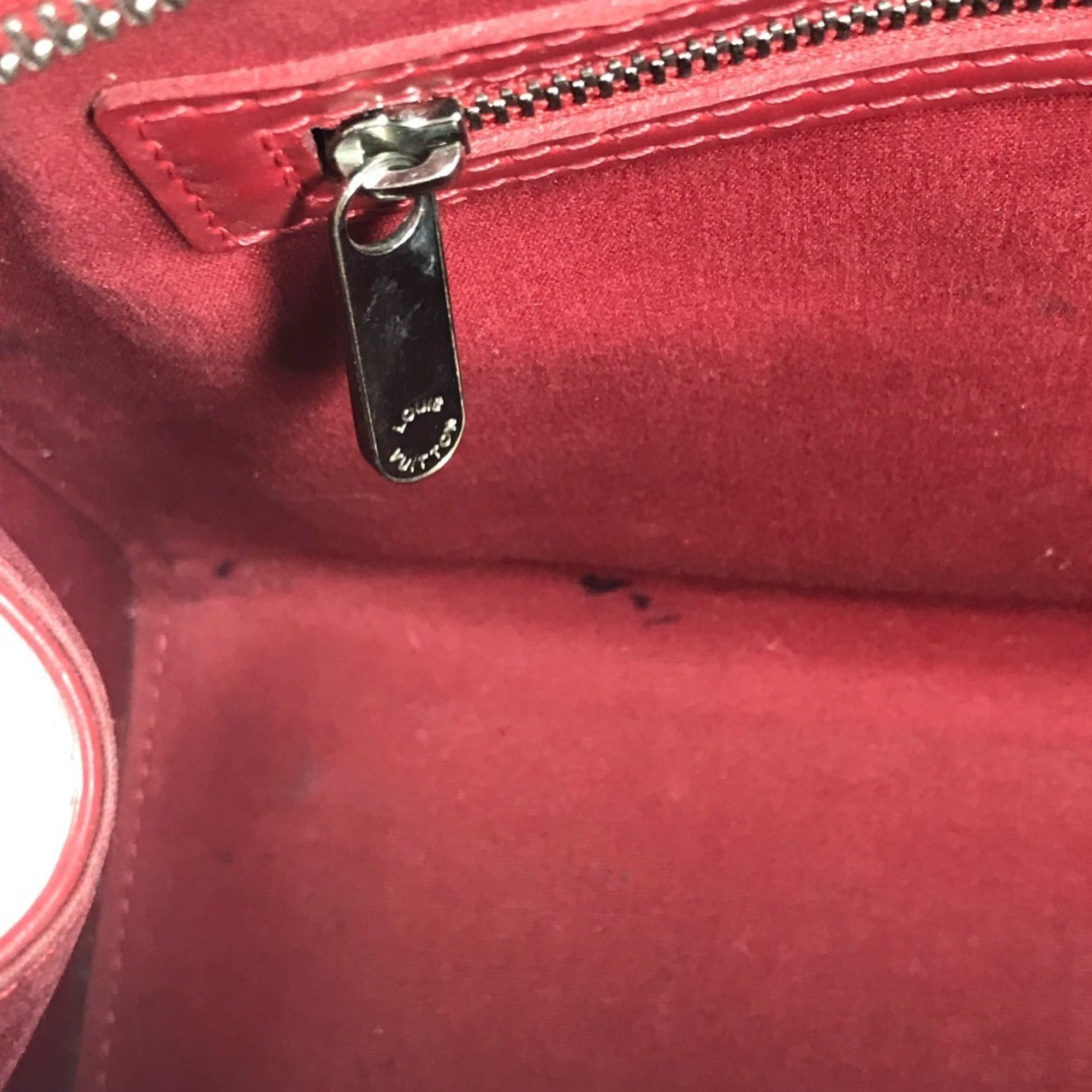 Louis Vuitton Carmine Red Color Epi Leather Handbag Shoulder Bag Tote Bag (Pre-Owned)