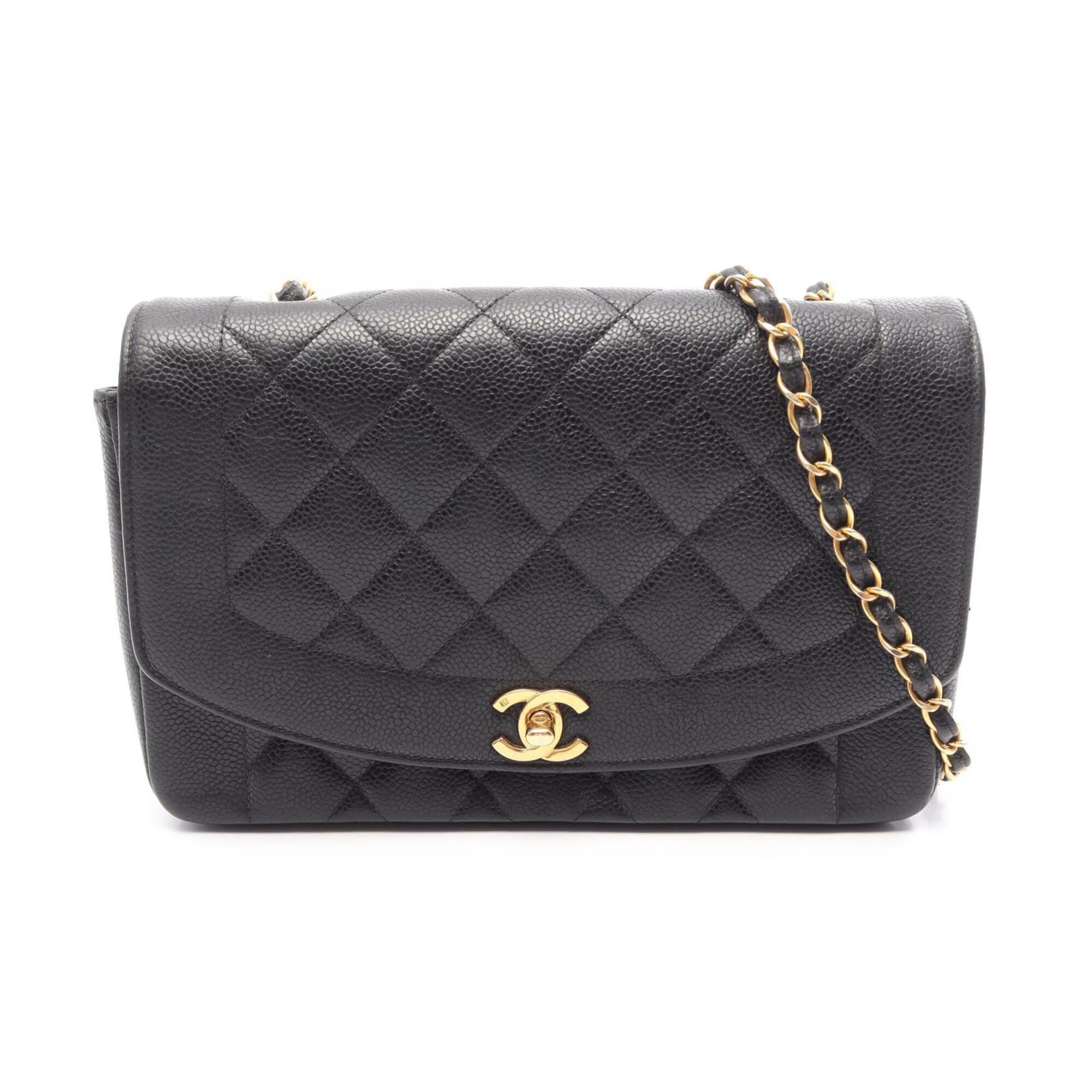 Chanel Black Grained Calfskin Handbag Shoulder Bag (Pre-Owned)