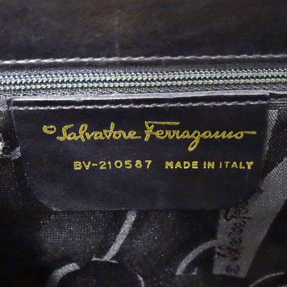Salvatore Ferragamo Black Leather Clutch Bag Handbag Shoulder Bag (Pre-Owned)