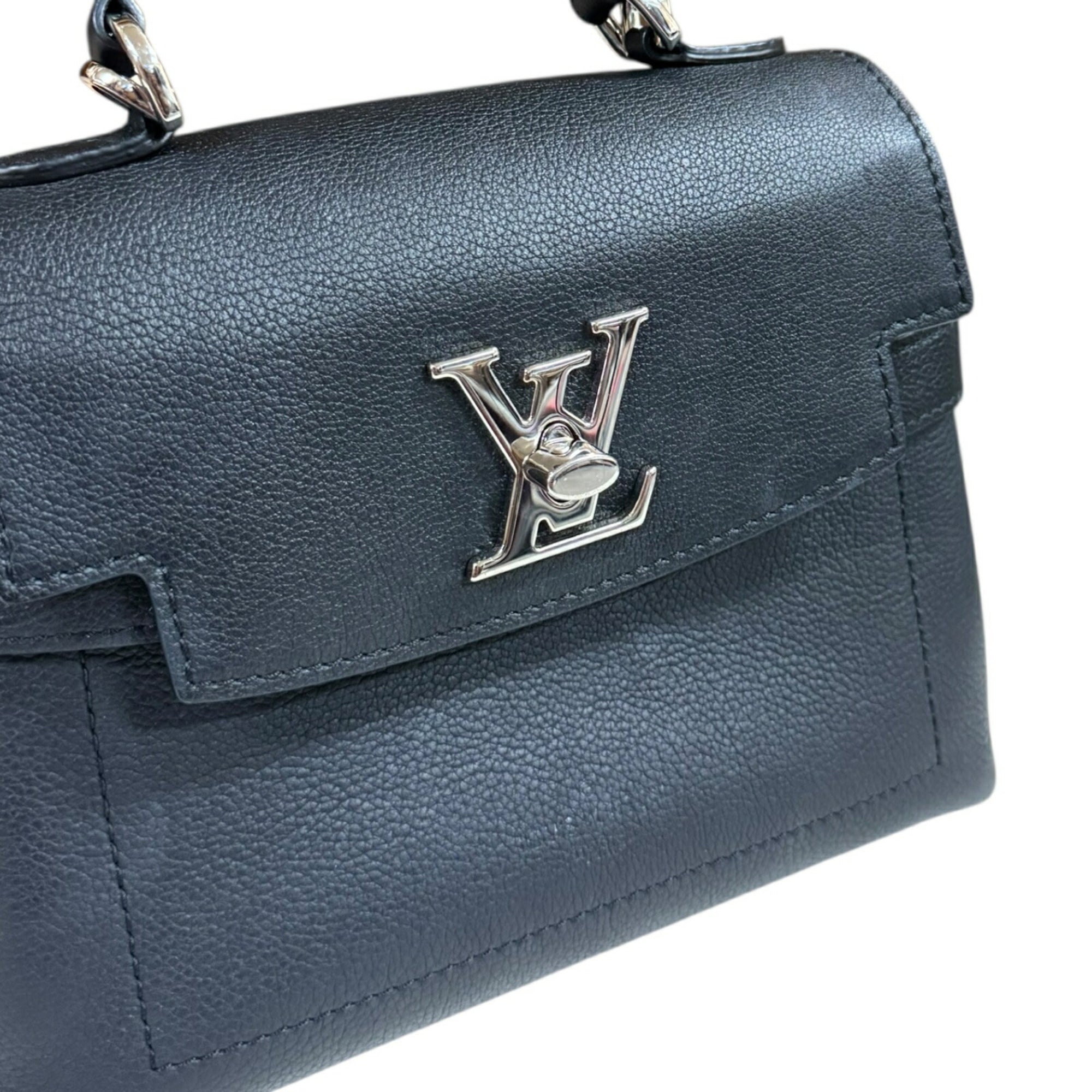 Louis Vuitton Black Noir Leather Shoulder Bag (Pre-Owned)