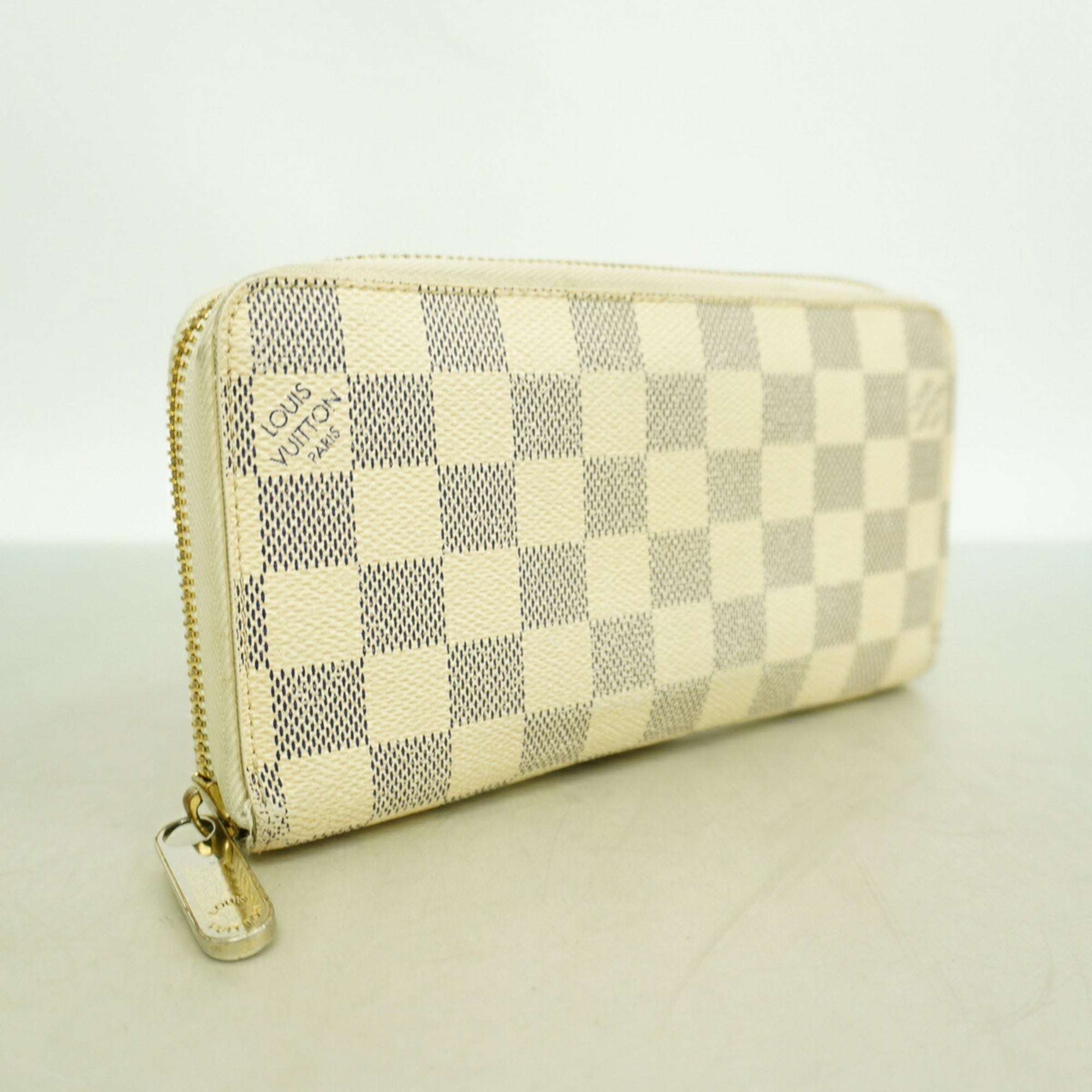 Louis Vuitton White Long Wallet (Bi-Fold) (Pre-Owned)