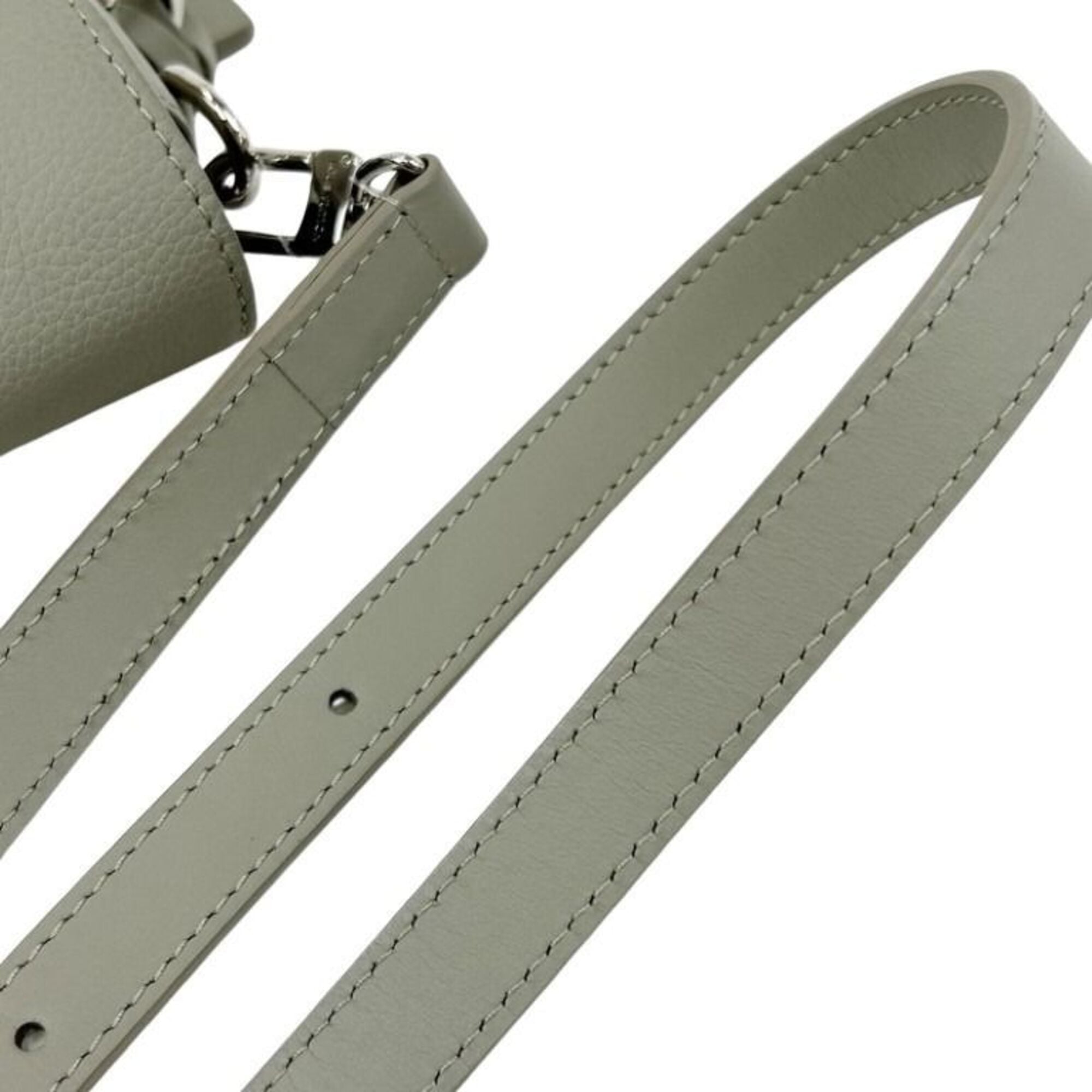 Louis Vuitton Green Shoulder Bag (Pre-Owned)