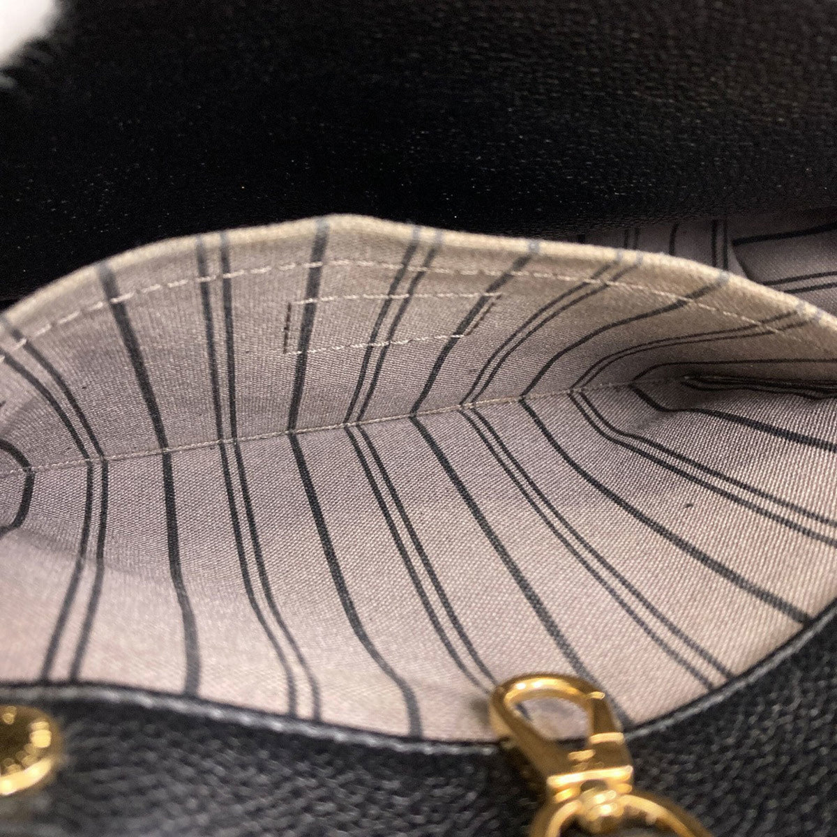 Louis Vuitton Empreinte Black Monogram Empreinte Handbag (Pre-Owned)