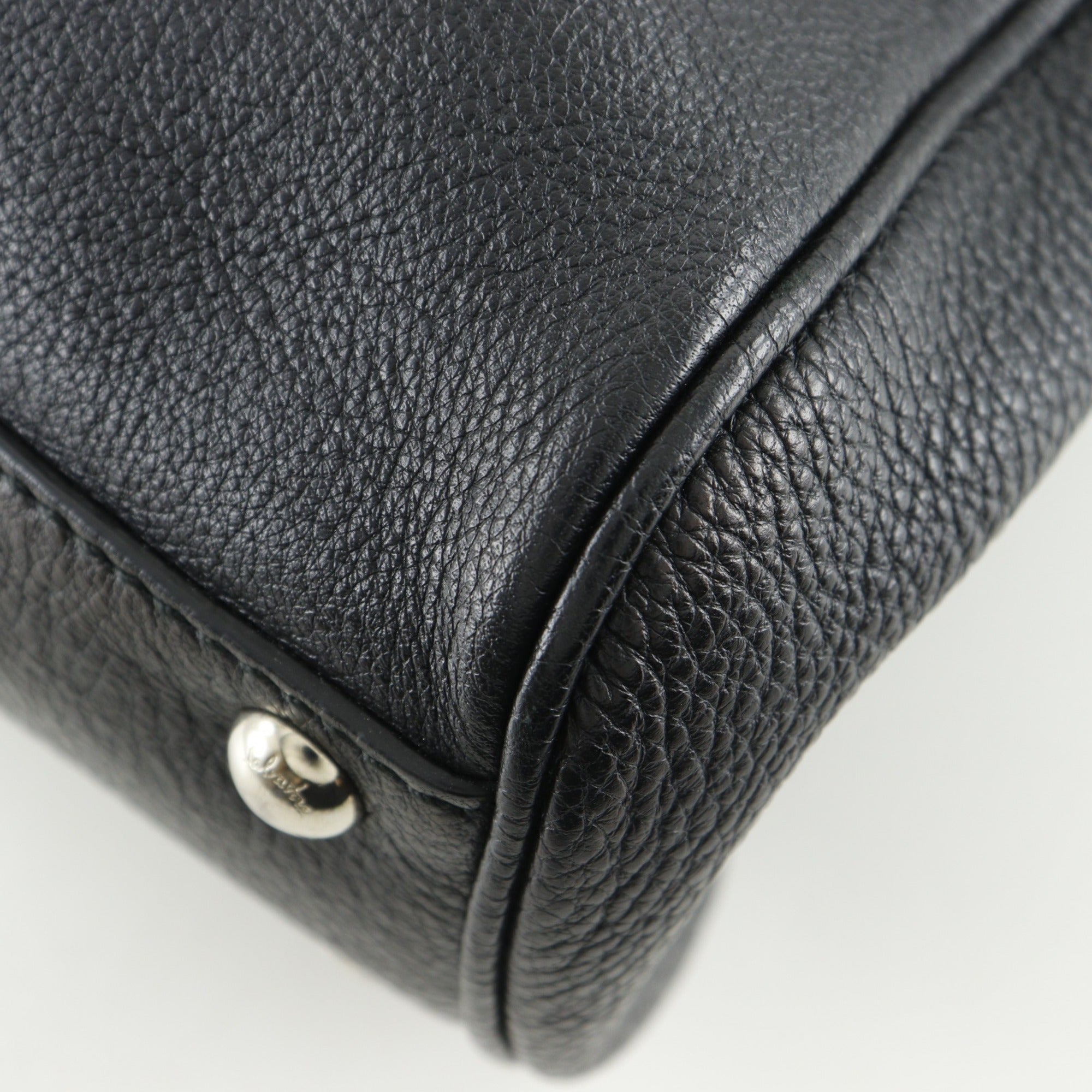 Salvatore Ferragamo Black Leather Tote Bag (Pre-Owned)