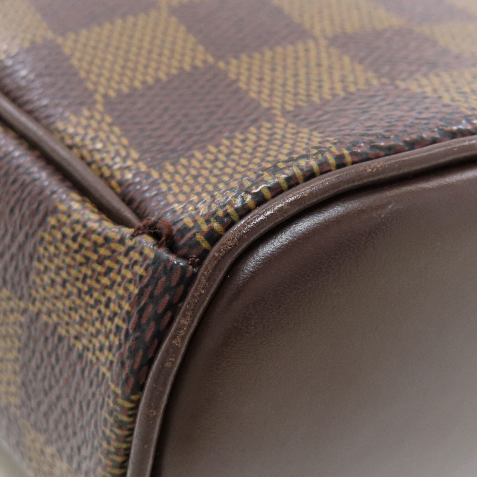 Louis Vuitton Damier Canvas Ebene Damier Canvas Shoulder Bag (Pre-Owned)