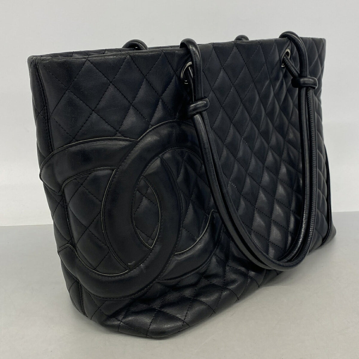 Chanel Black Leather Tote Bag (Pre-Owned)