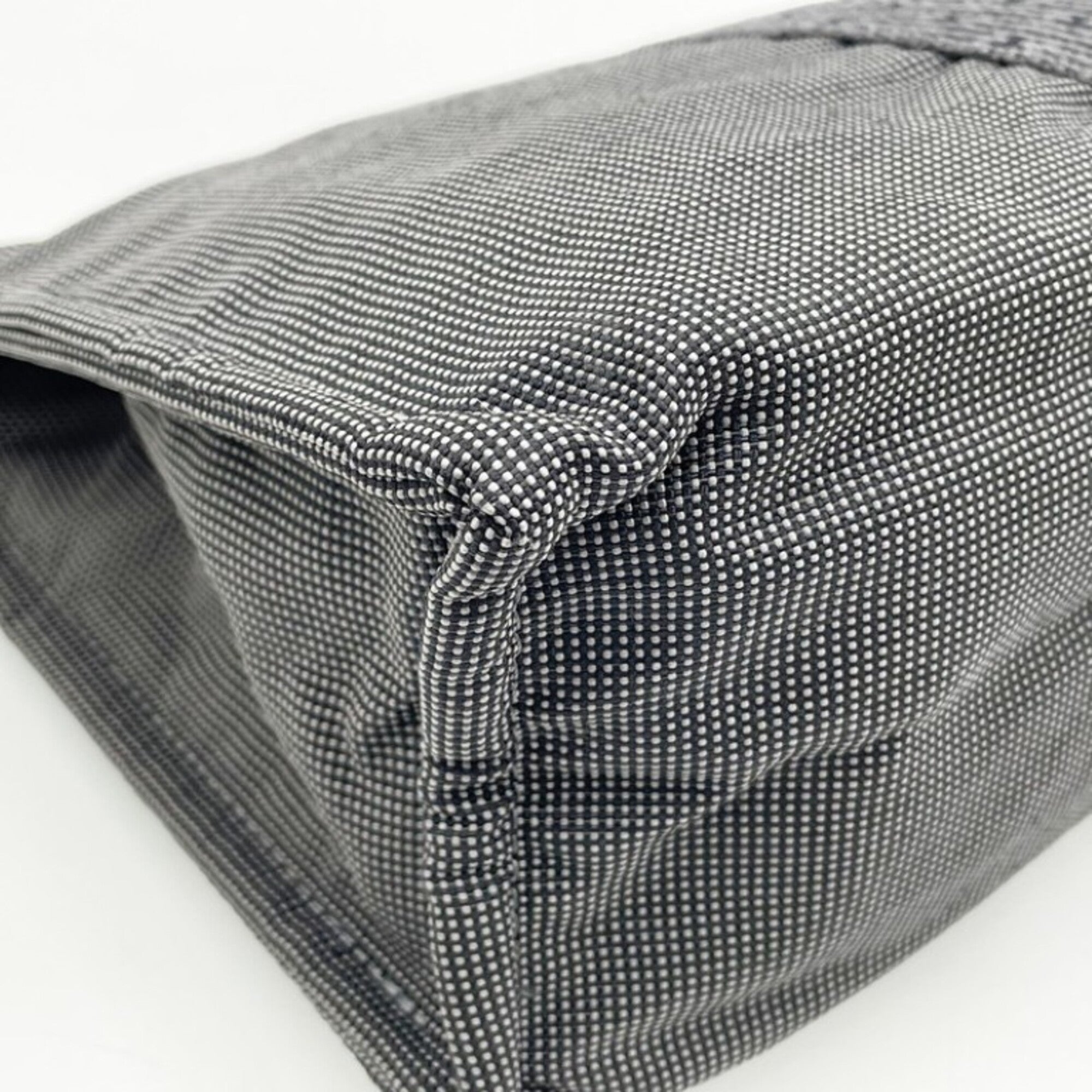 Hermes Gray Canvas Clutch Bag Handbag (Pre-Owned)