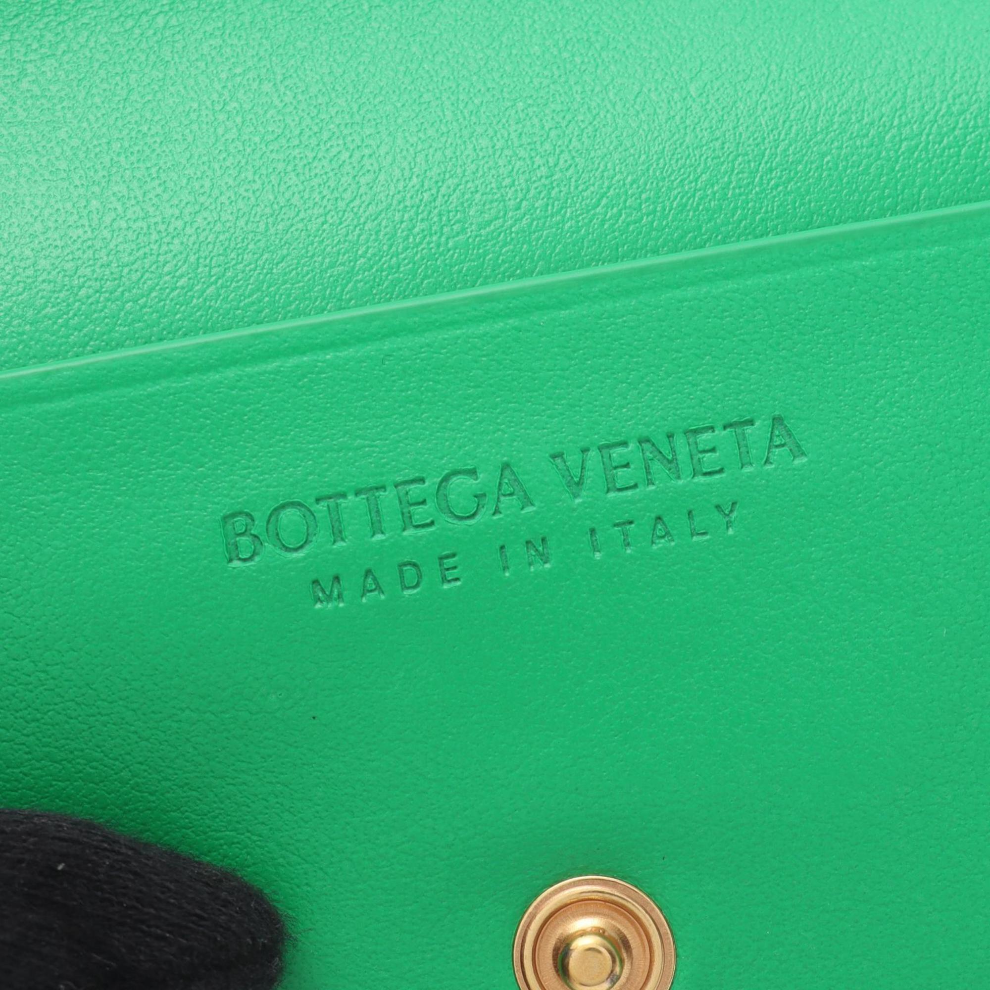 Bottega Veneta Green Leather Coin Purse/Coin Case (Pre-Owned)