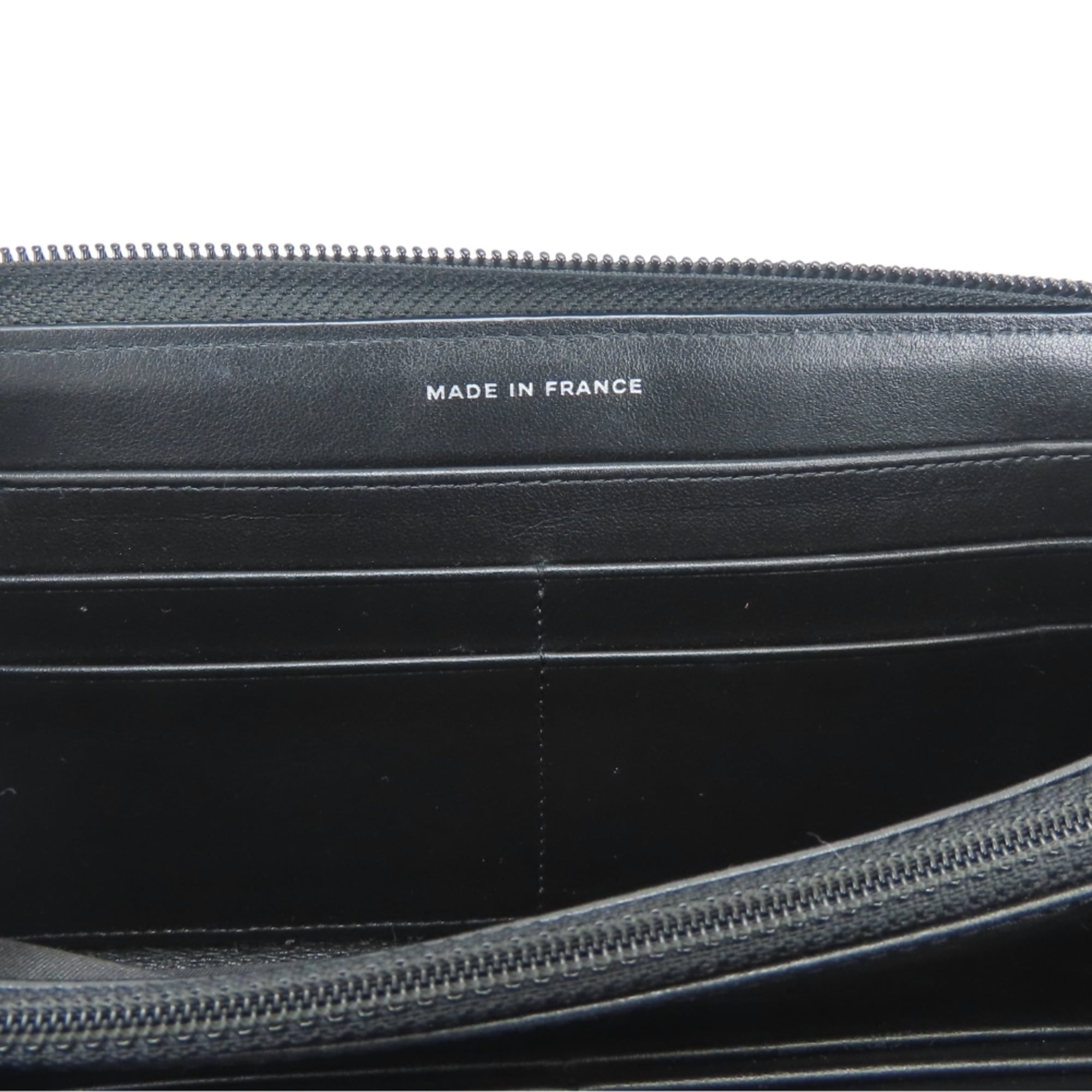 Chanel Boy Chanel Black Grained Calfskin Long Wallet (Bi-Fold) (Pre-Owned)