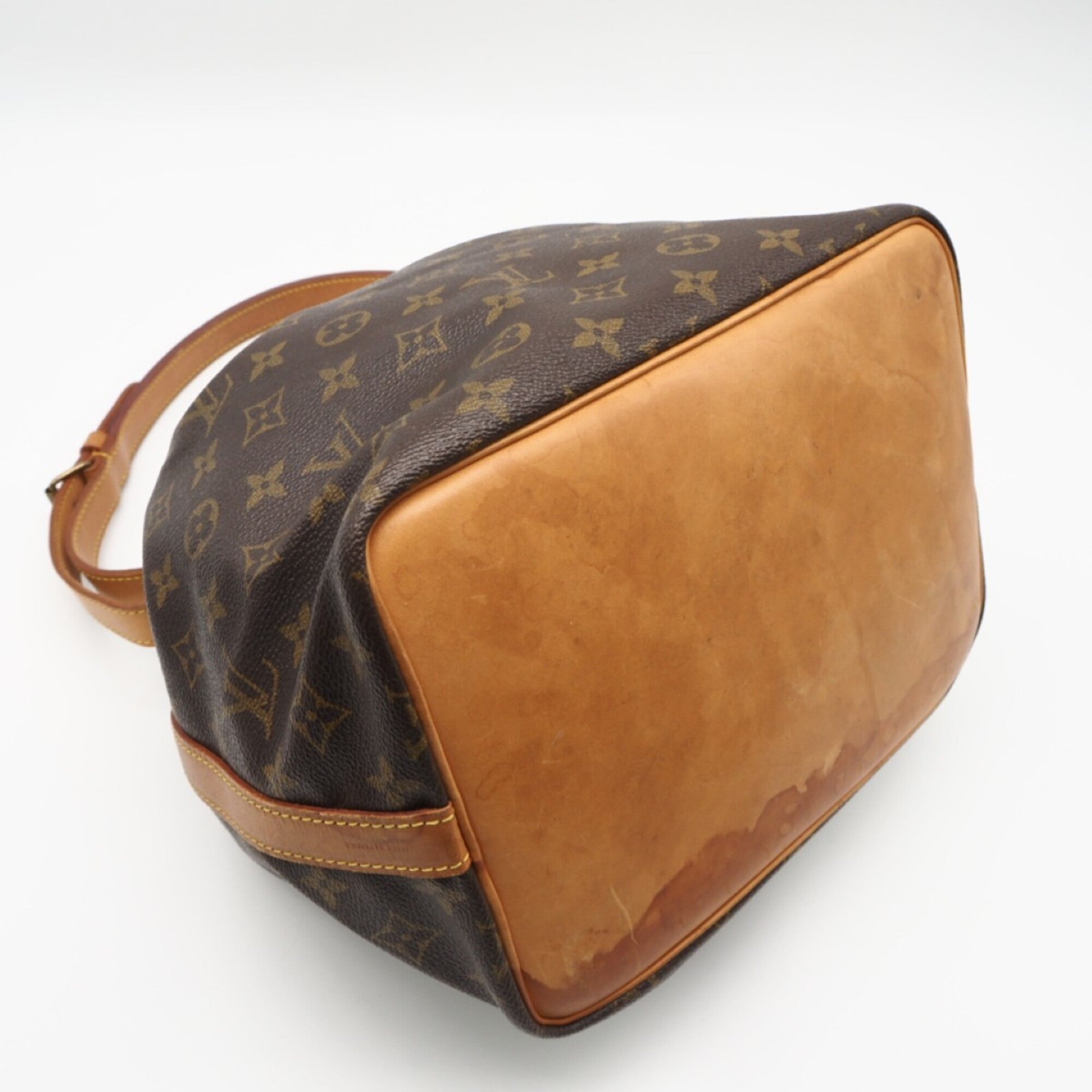 Louis Vuitton Brown Coated Canvas Leather Shoulder Bag (Pre-Owned)