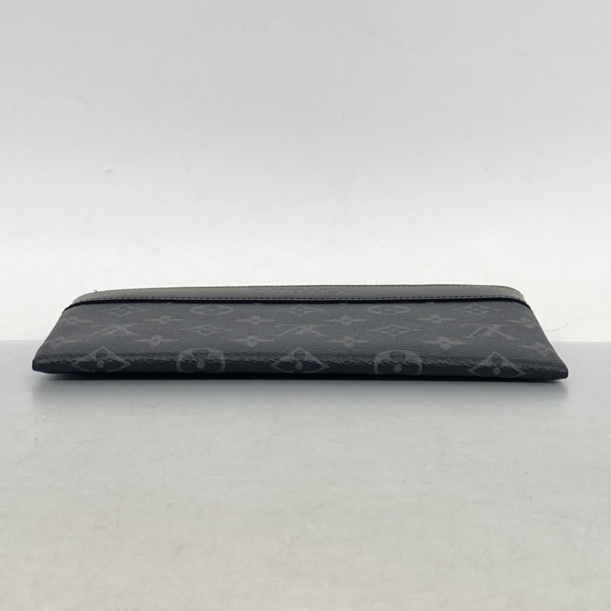 Louis Vuitton Black Pouch (Pre-Owned)
