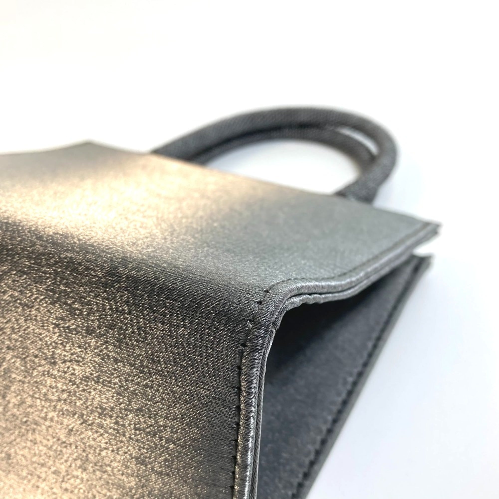 Givenchy Gray Cloth Handbag (Pre-Owned)