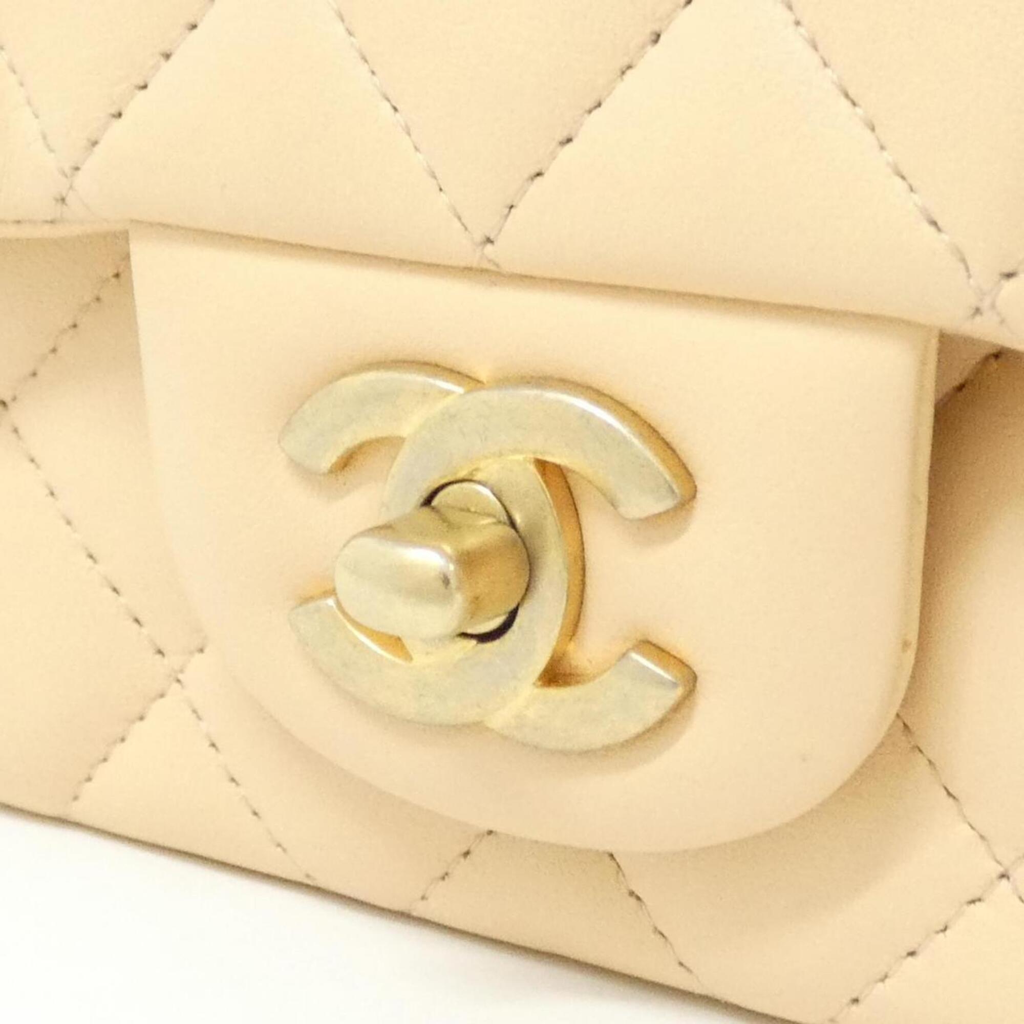 Chanel Beige Leather Shoulder Bag (Pre-Owned)