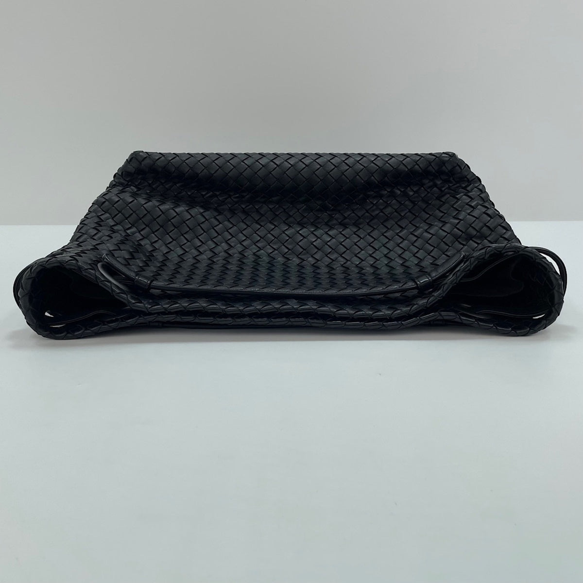 Bottega Veneta Black Handbag (Pre-Owned)
