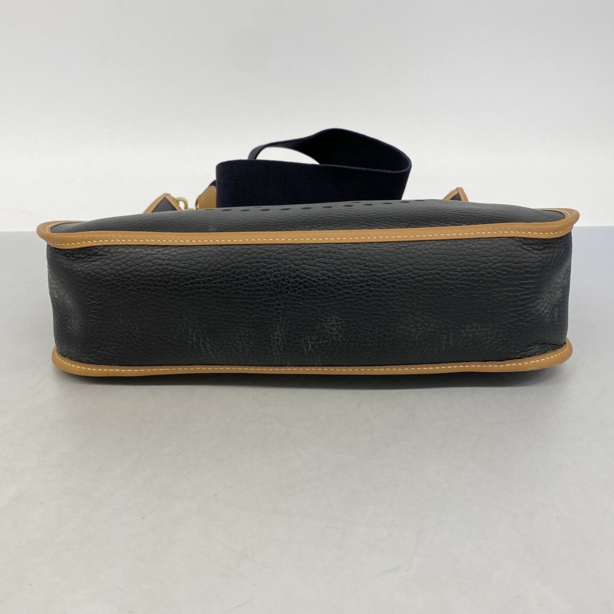Hermes Black Gold Ardennes Leather Shoulder Bag (Pre-Owned)