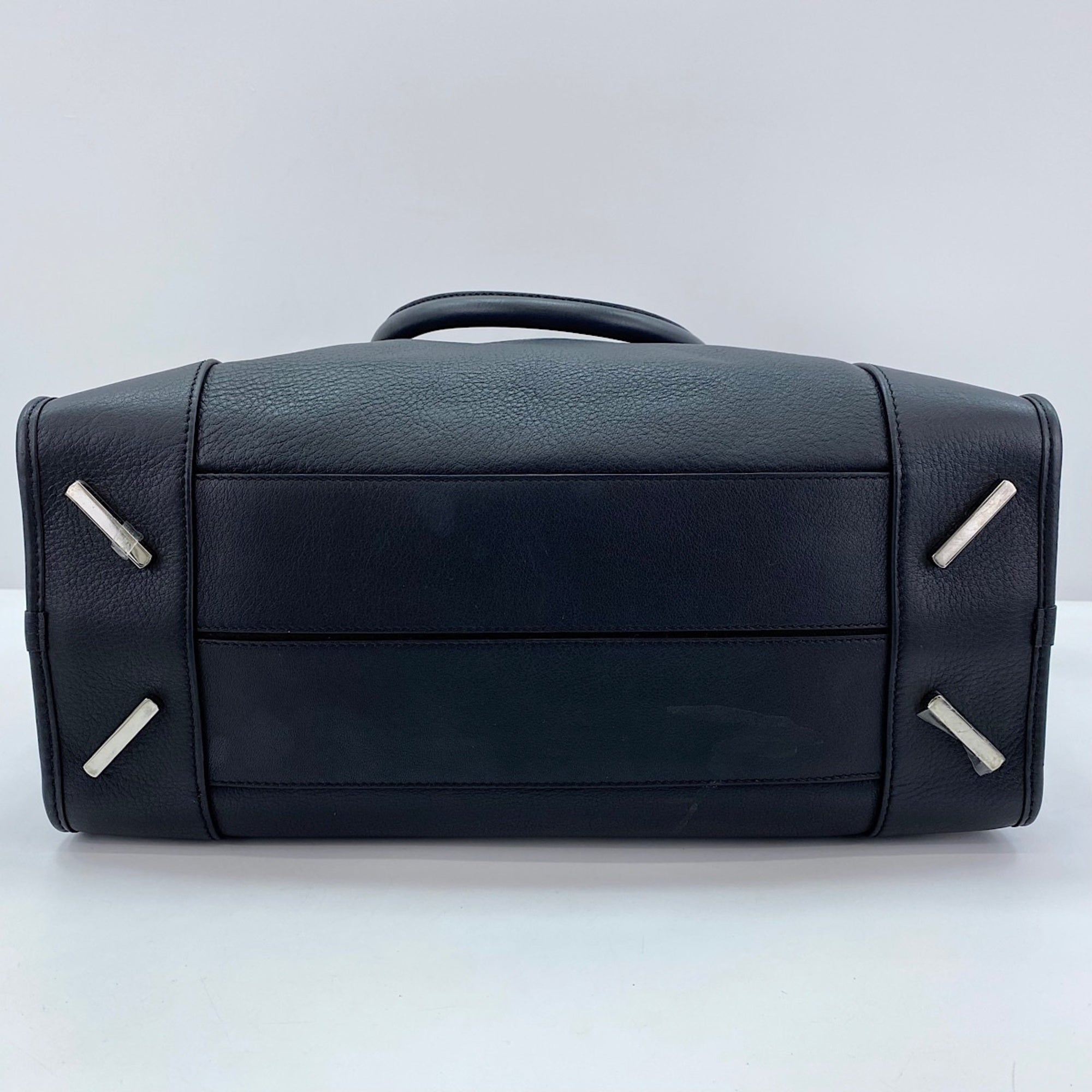 Loewe Black Leather Handbag (Pre-Owned)
