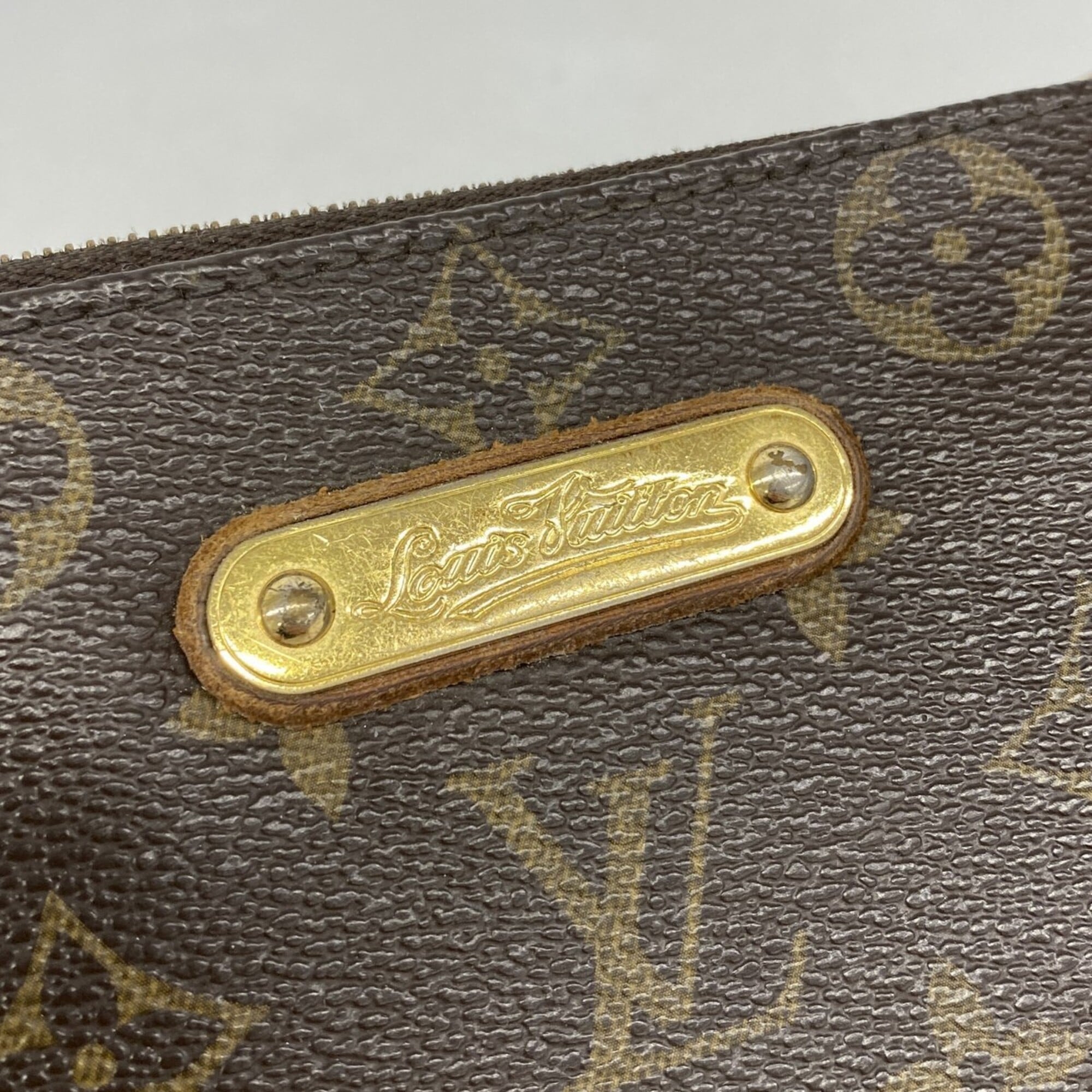 Louis Vuitton Brown Handbag (Pre-Owned)
