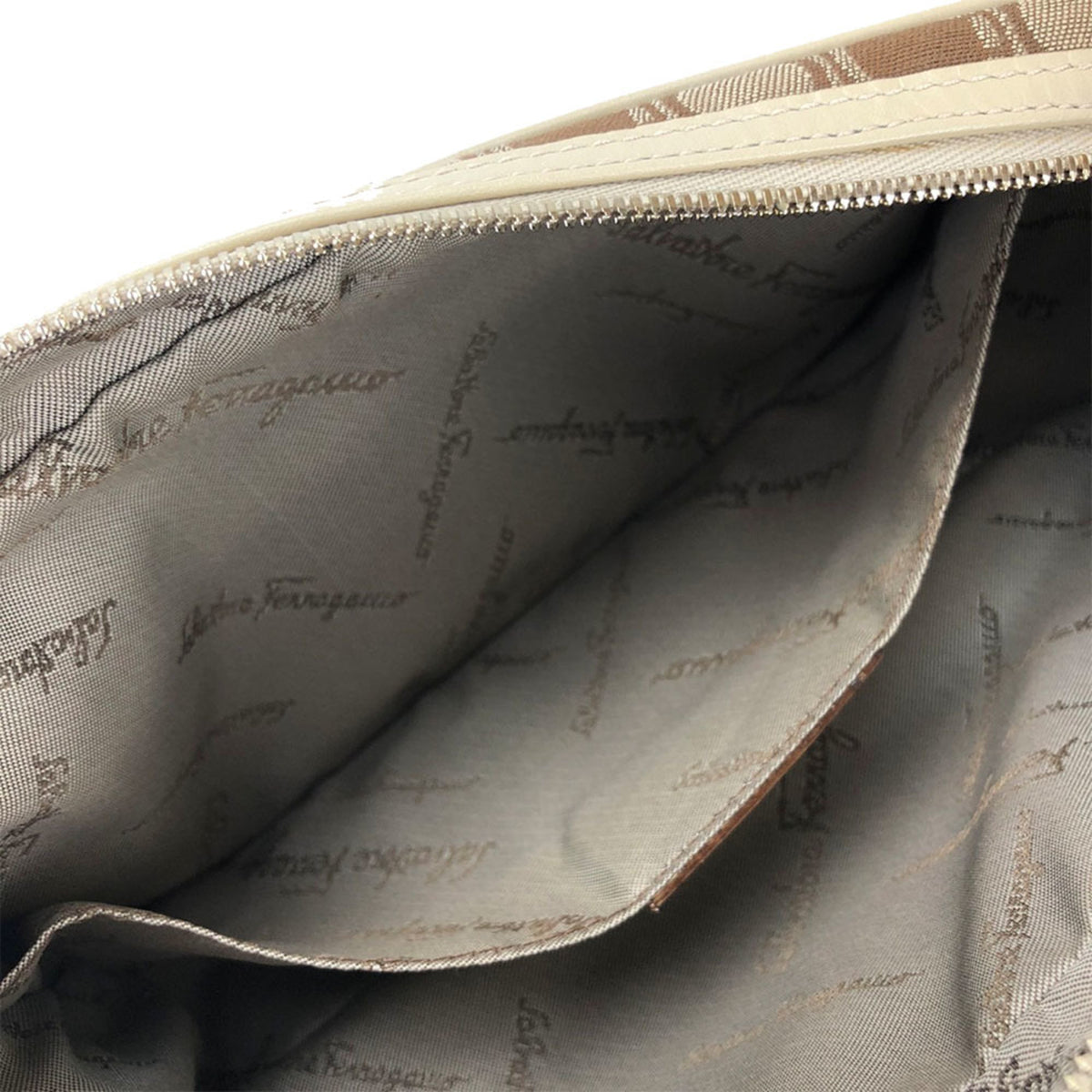 Salvatore Ferragamo Gancini Beige Brown Canvas Leather Shoulder Bag (Pre-Owned)