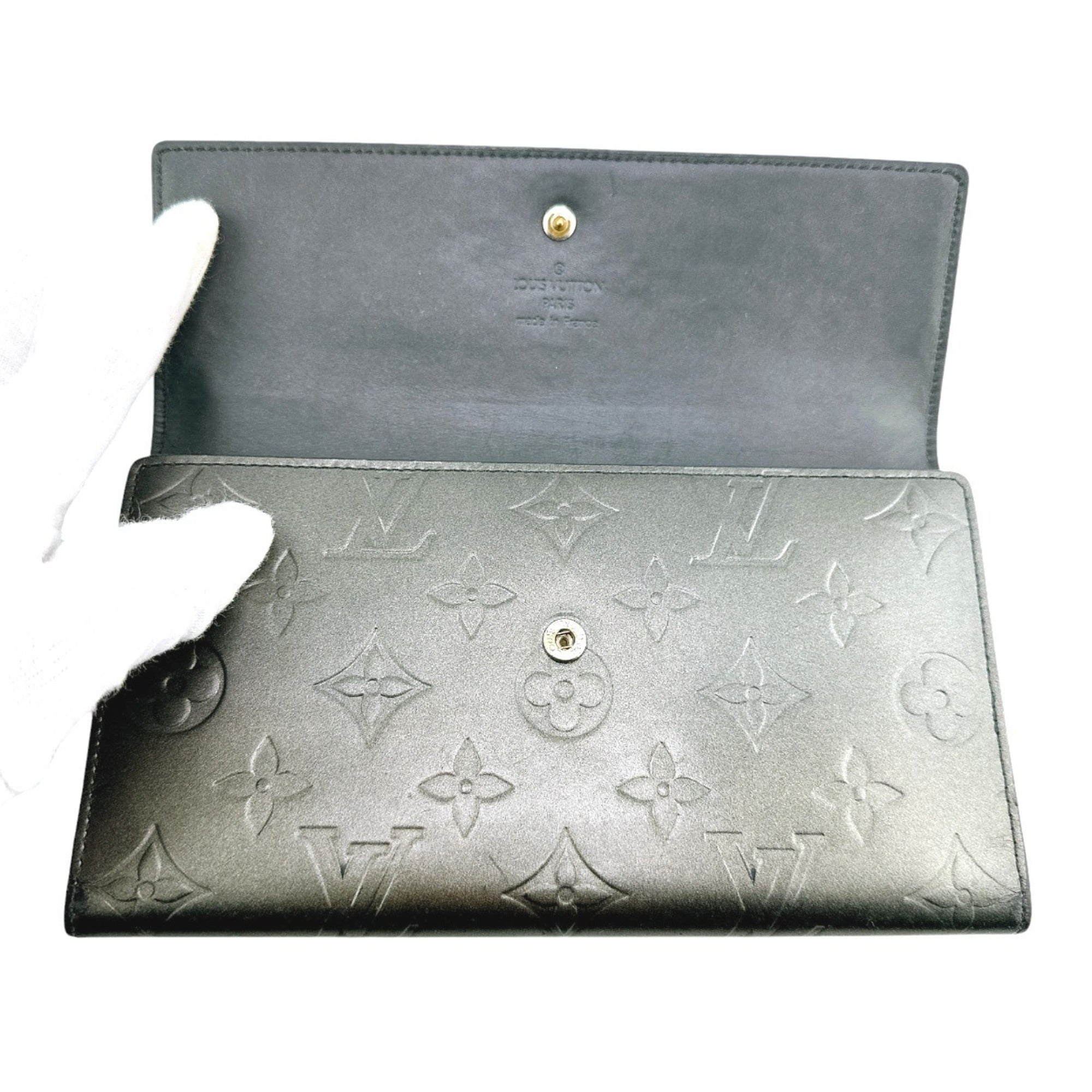Louis Vuitton Monogram Mat Black Noir Monogram Mat Wallet (Tri-Fold) (Pre-Owned)