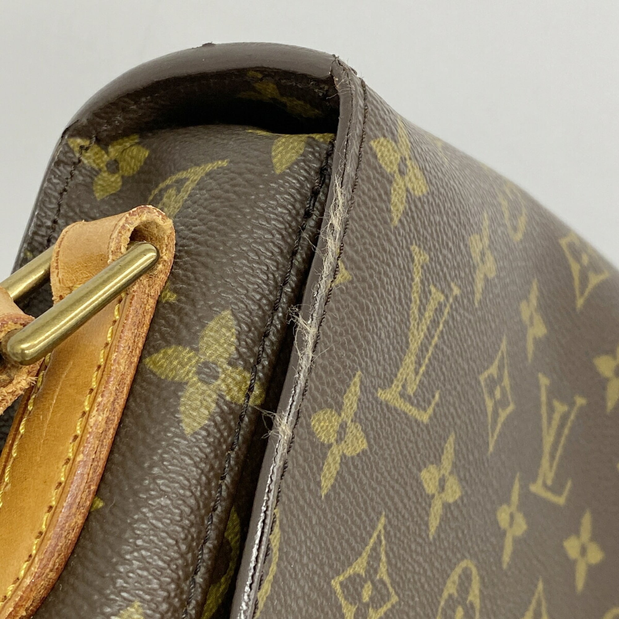 Louis Vuitton Brown Shoulder Bag (Pre-Owned)