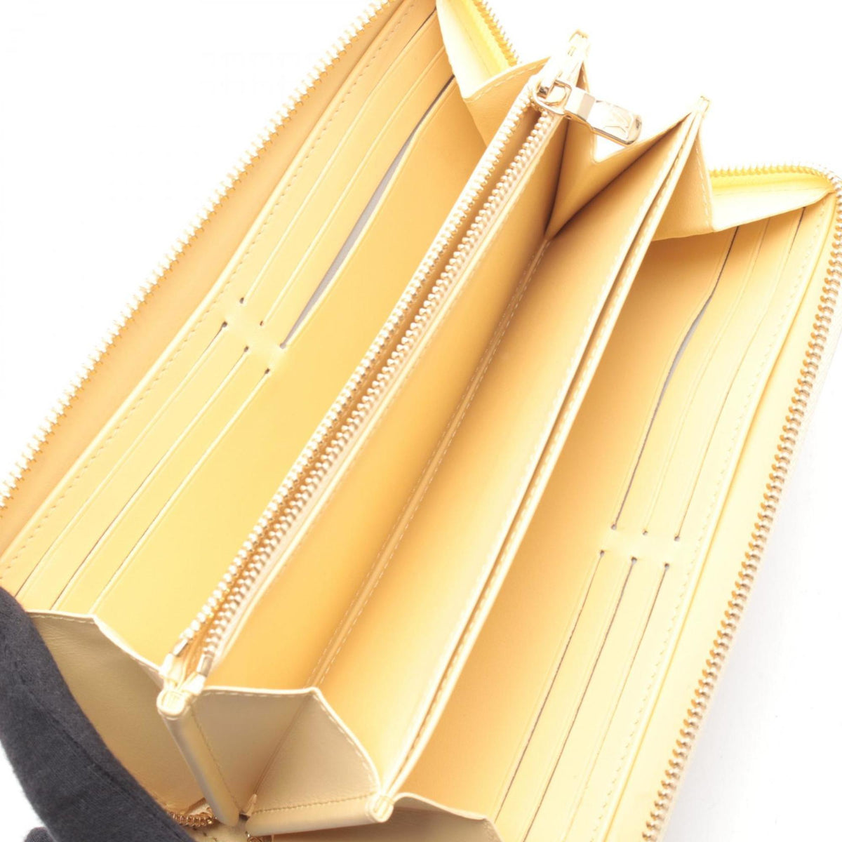 Louis Vuitton Ivory Jaune Yellow Leather Long Wallet (Bi-Fold) (Pre-Owned)
