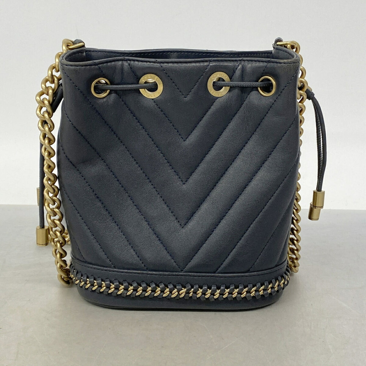 Chanel Navy Leather Shoulder Bag (Pre-Owned)