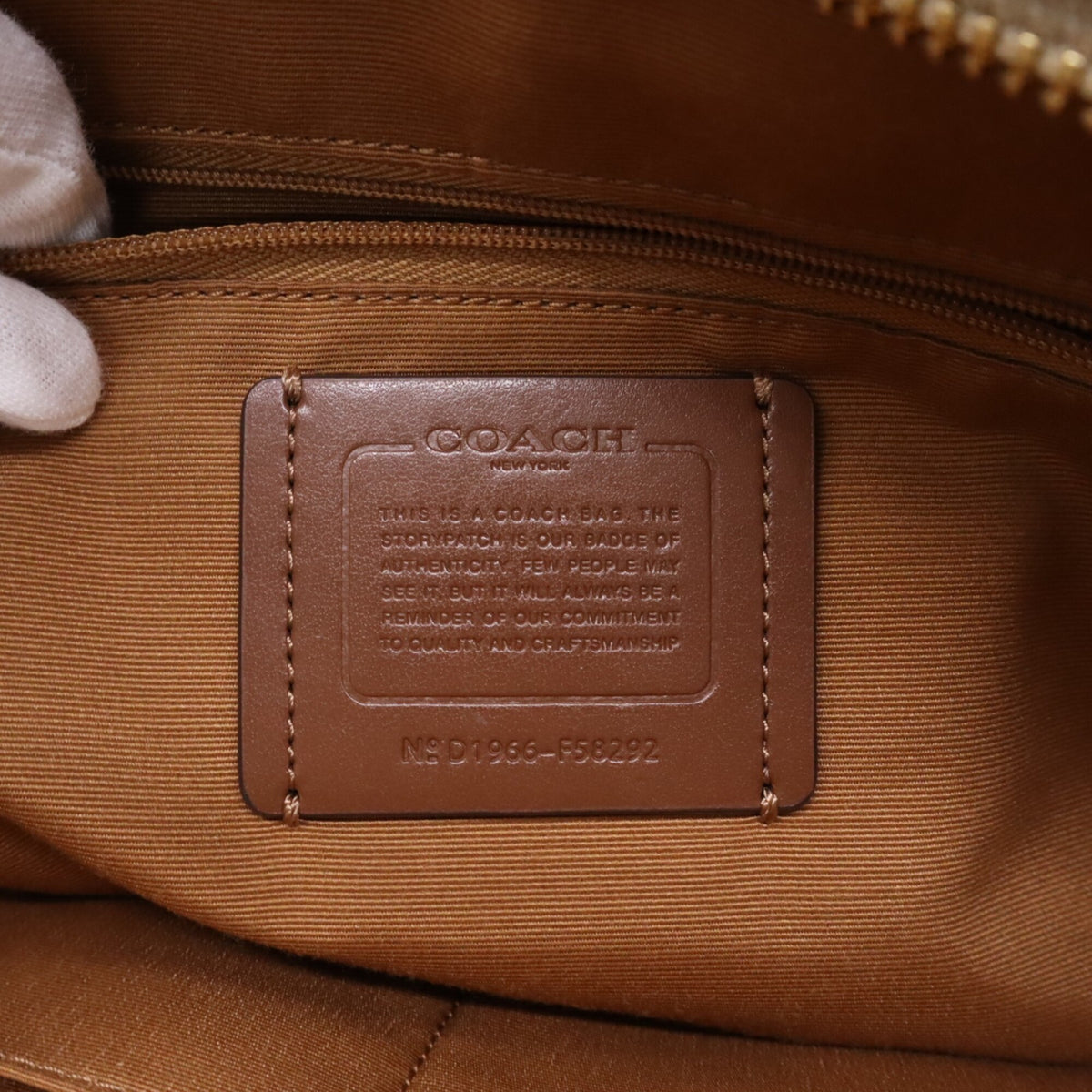 Coach Beige White Canvas Tote Bag (Pre-Owned)