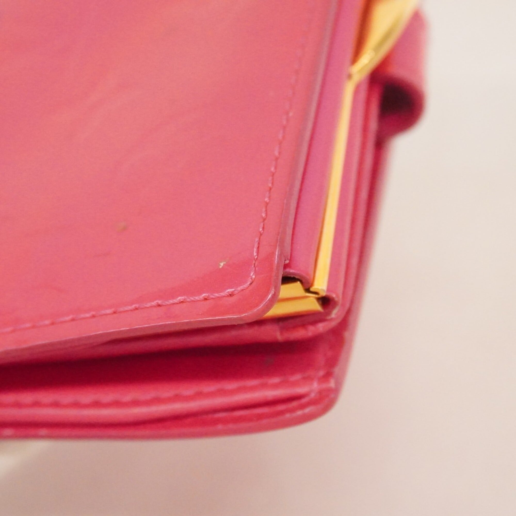 Louis Vuitton Fuchsia Pink Wallet (Bi-Fold) (Pre-Owned)