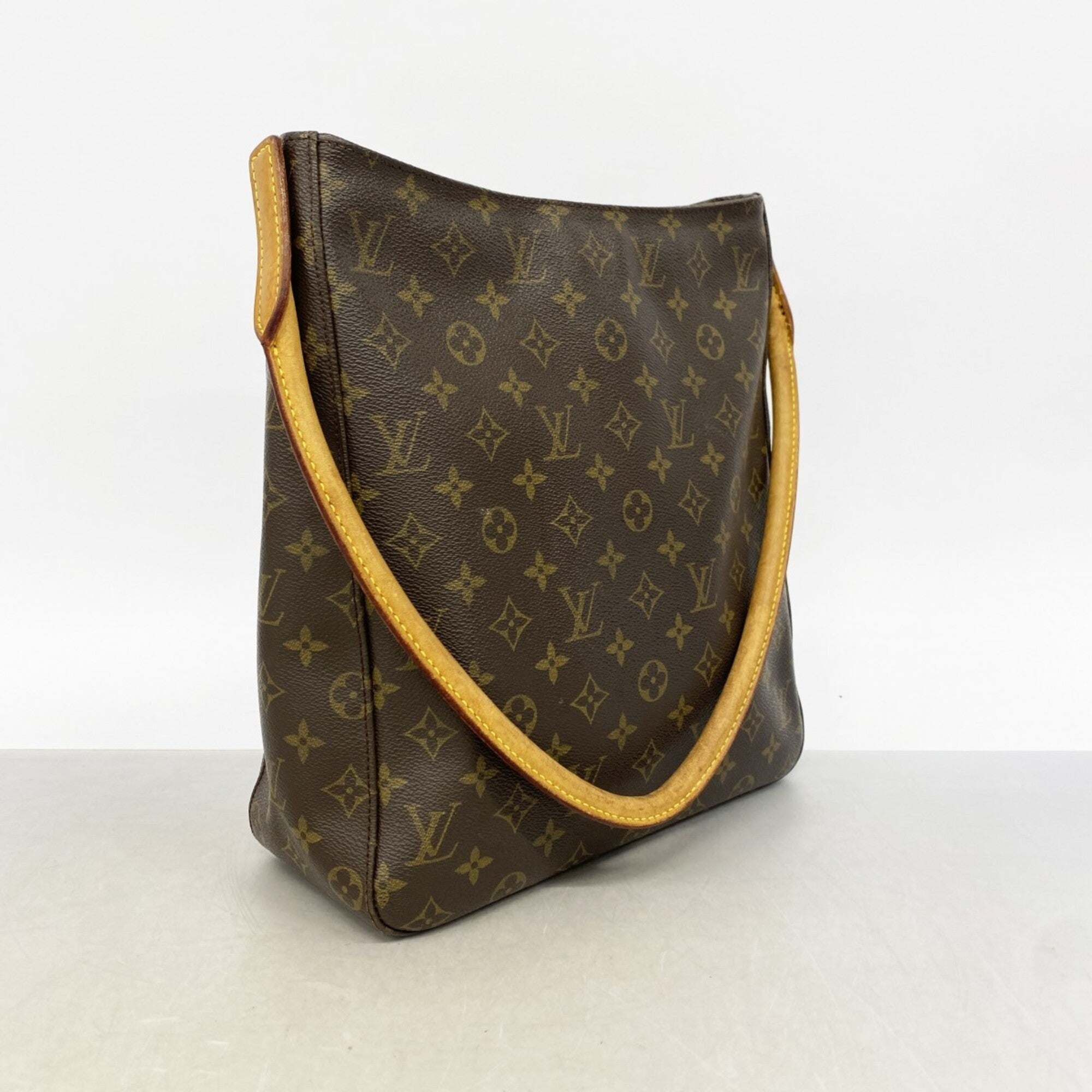 Louis Vuitton Brown Shoulder Bag (Pre-Owned)