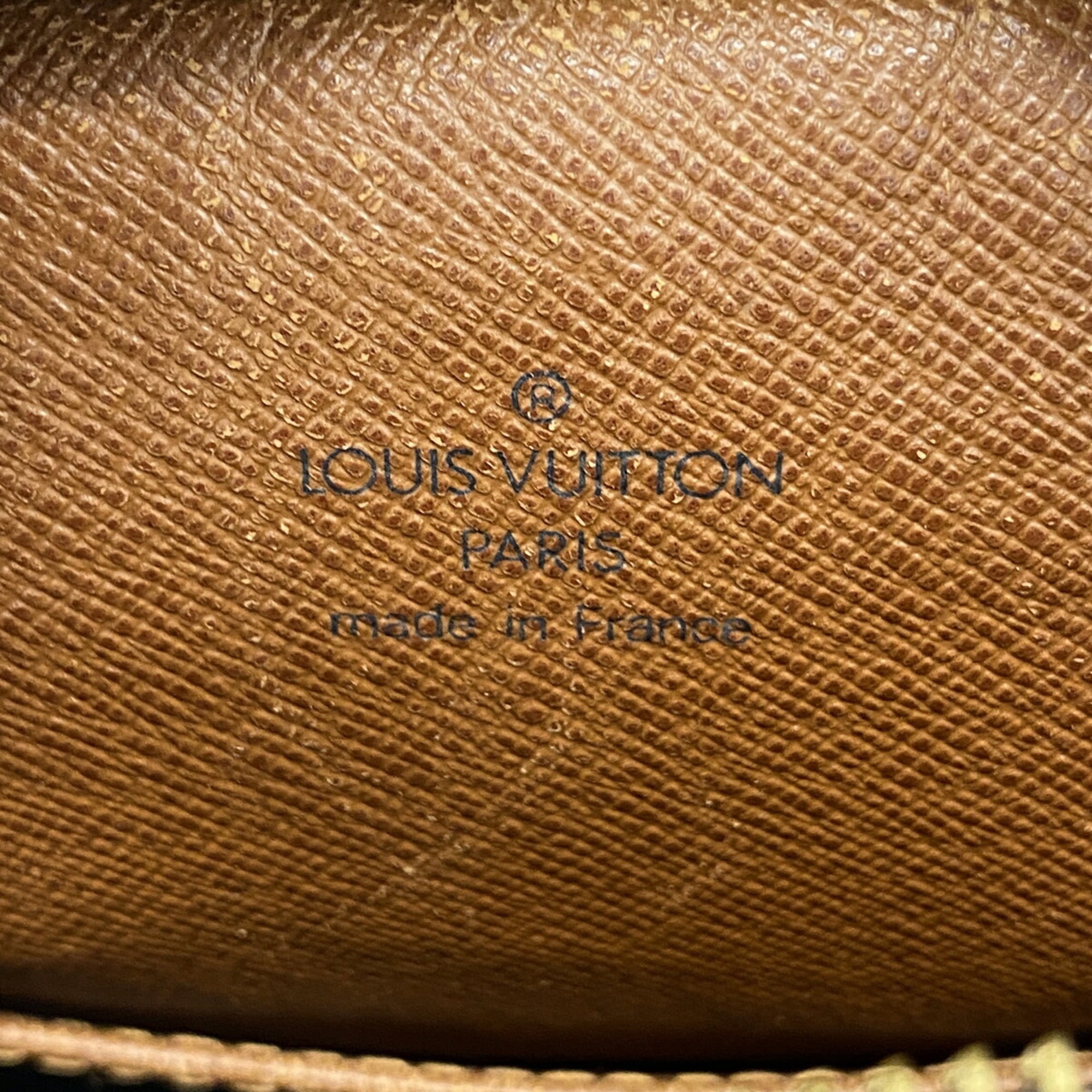 Louis Vuitton Brown Shoulder Bag (Pre-Owned)
